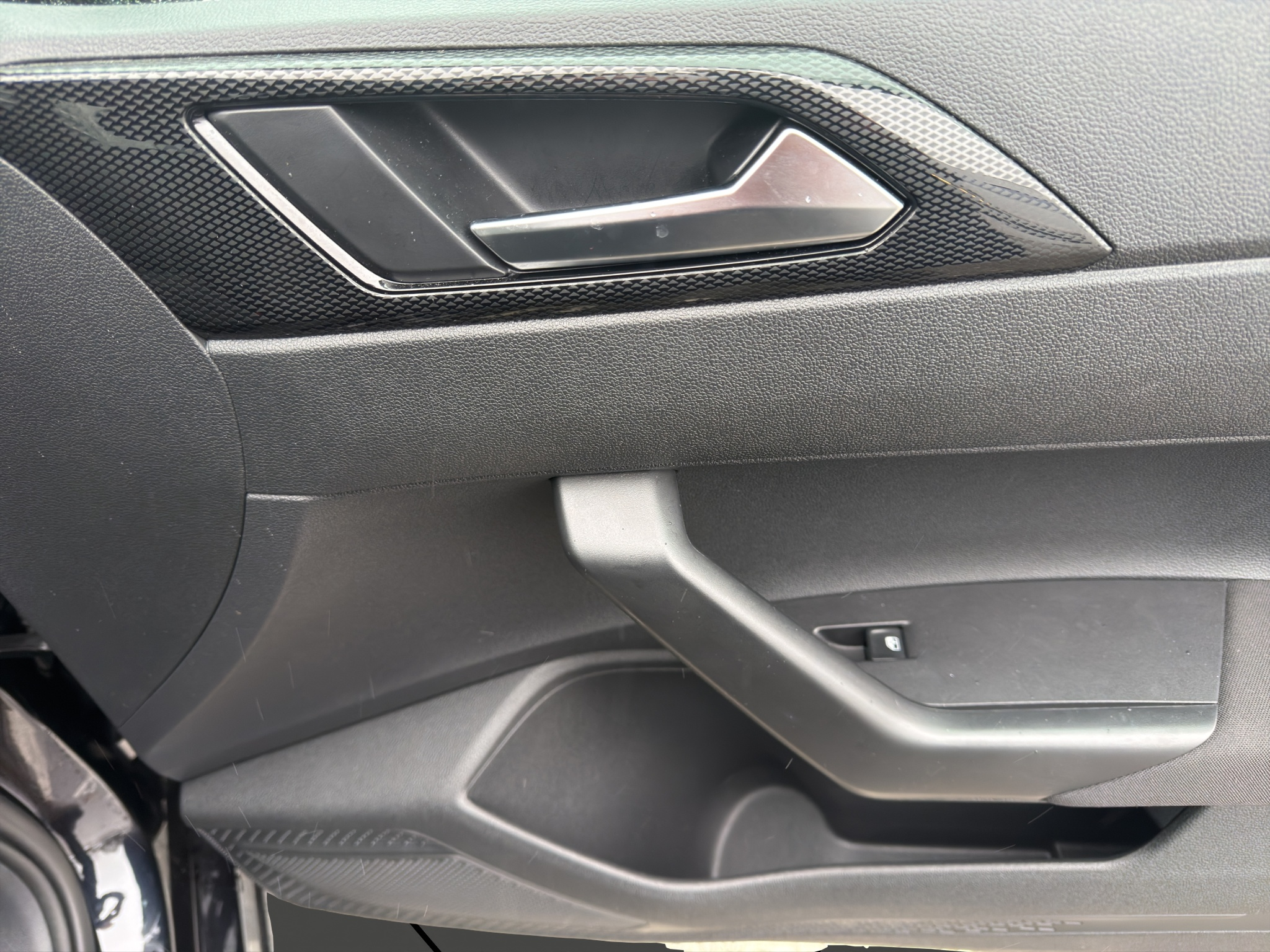 listing desktop thumbnail image 19