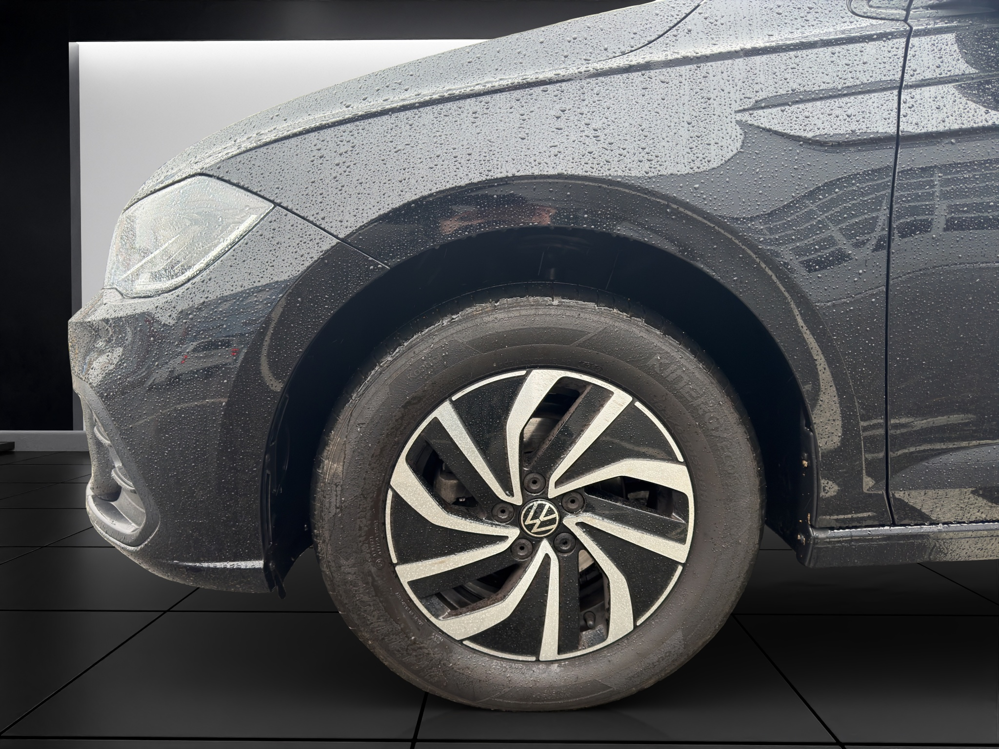 listing desktop thumbnail image 21