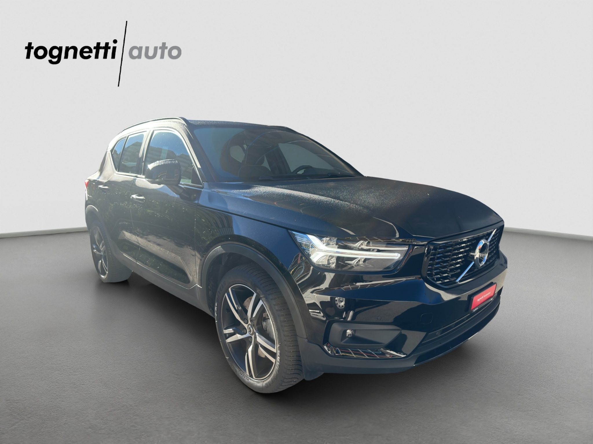 listing desktop thumbnail image 1