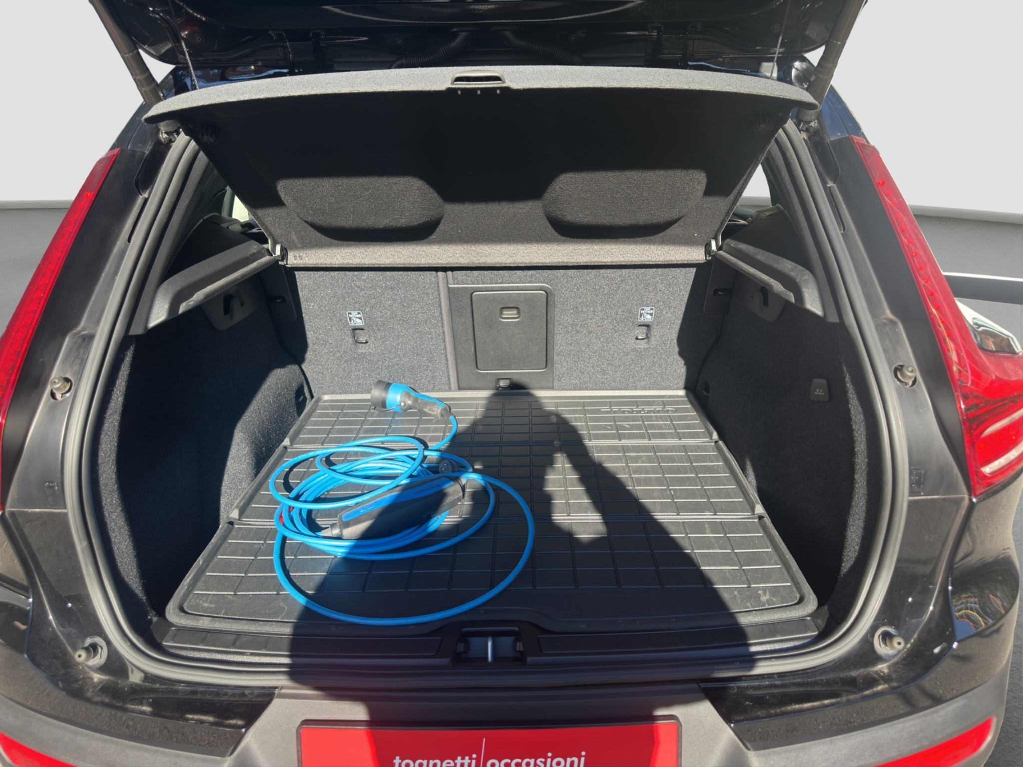 listing desktop thumbnail image 9