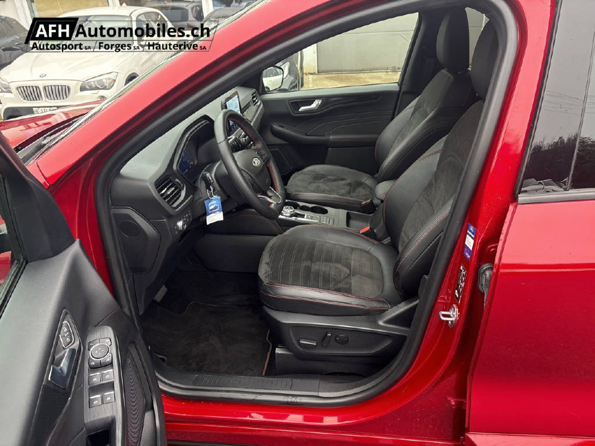 listing desktop thumbnail image 15