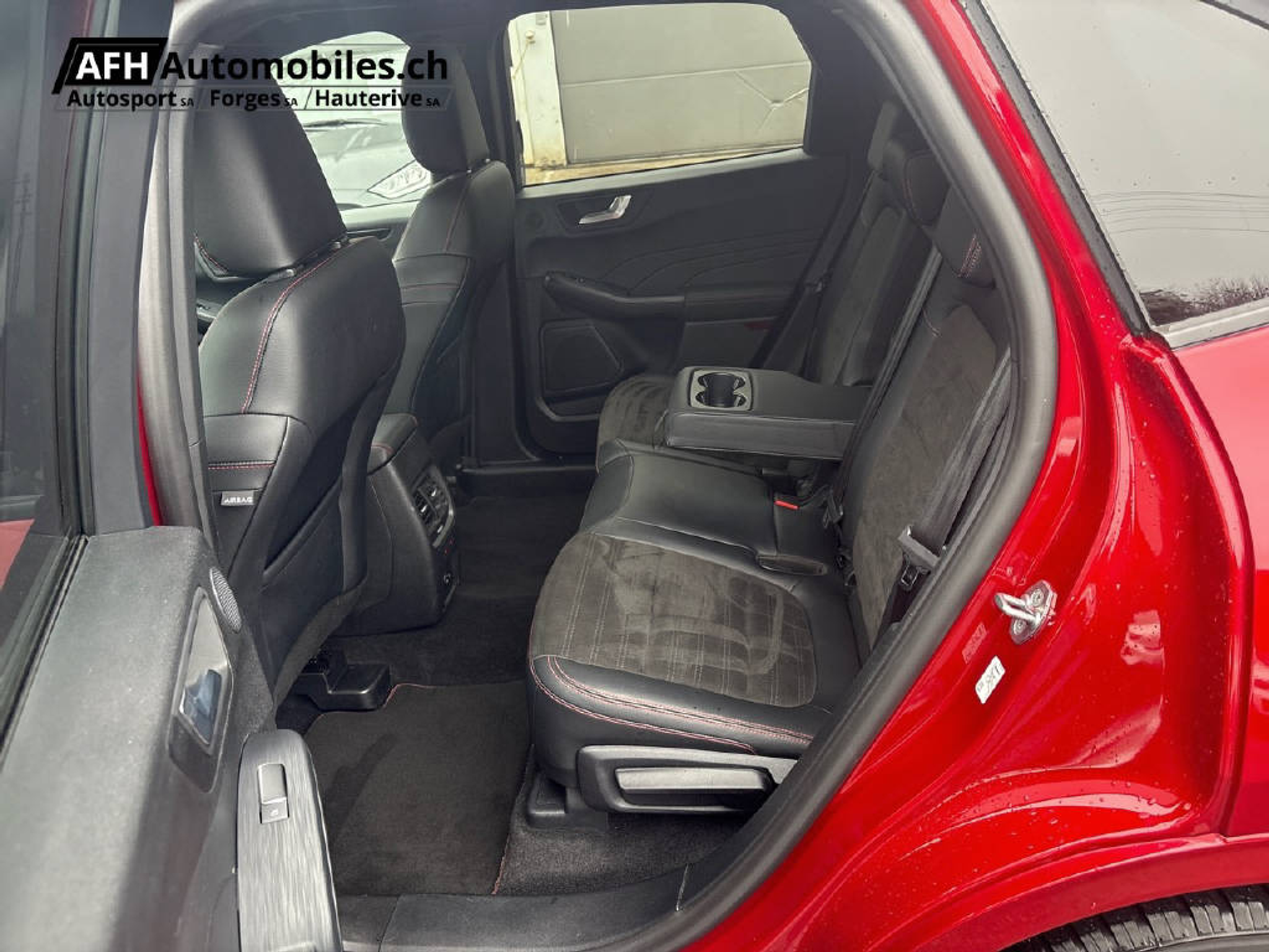 listing desktop thumbnail image 17