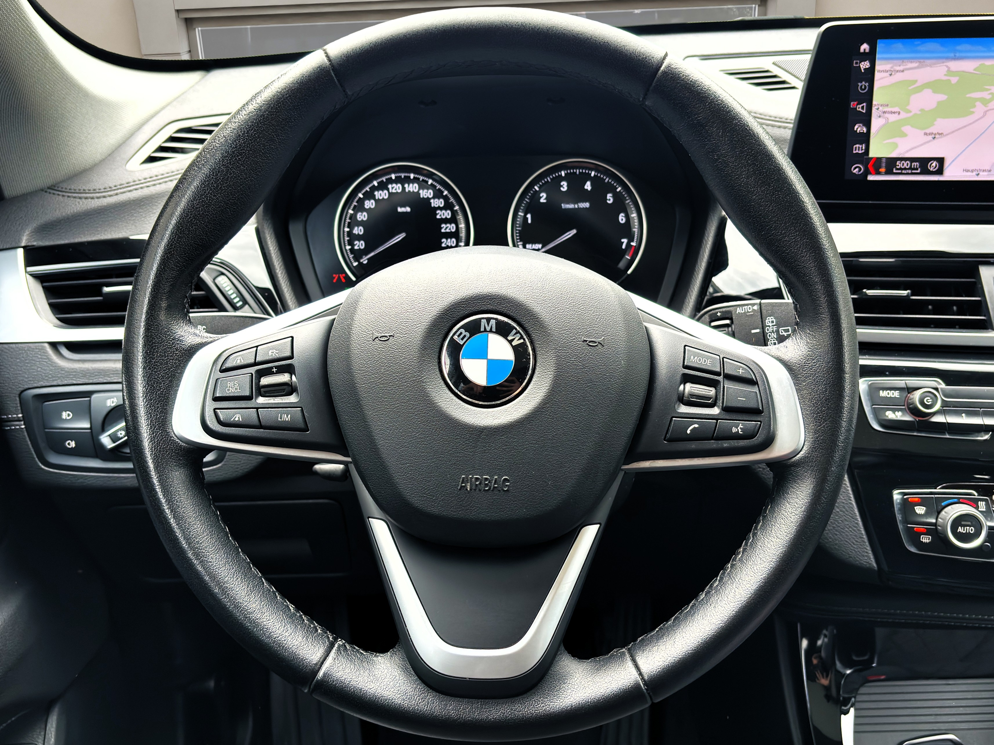 listing desktop thumbnail image 12