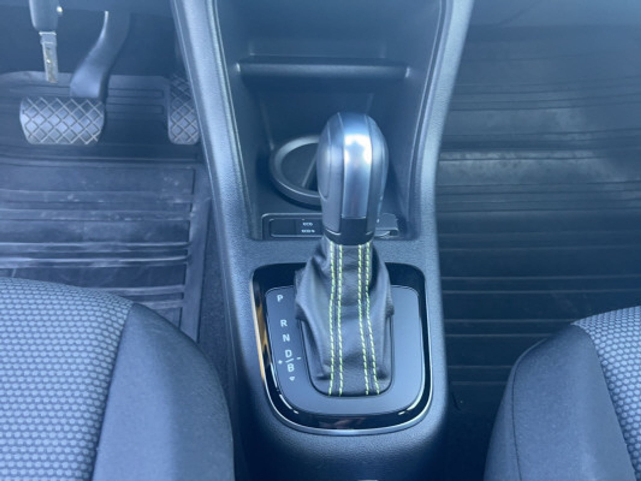 listing desktop thumbnail image 12