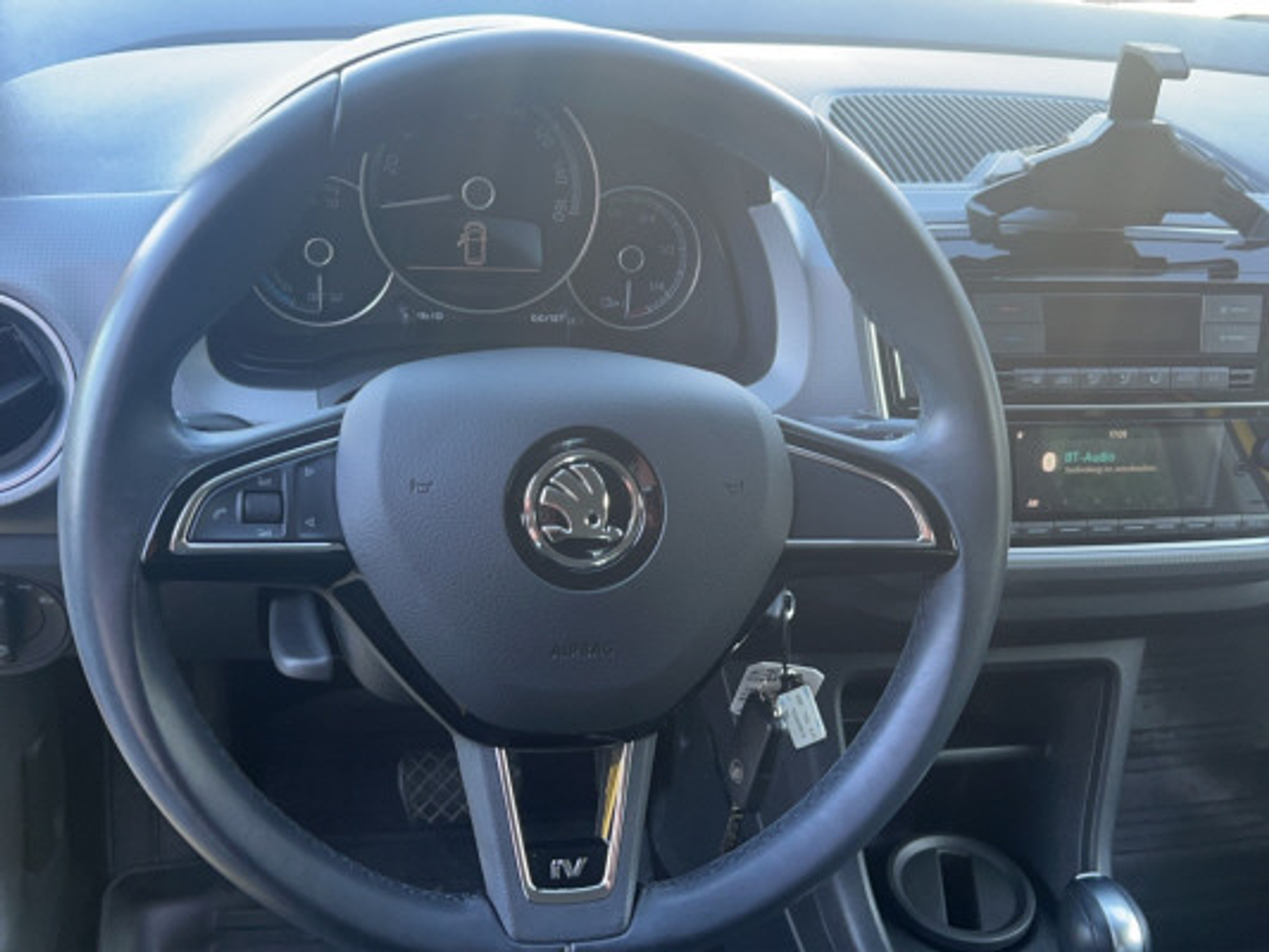 listing desktop thumbnail image 8