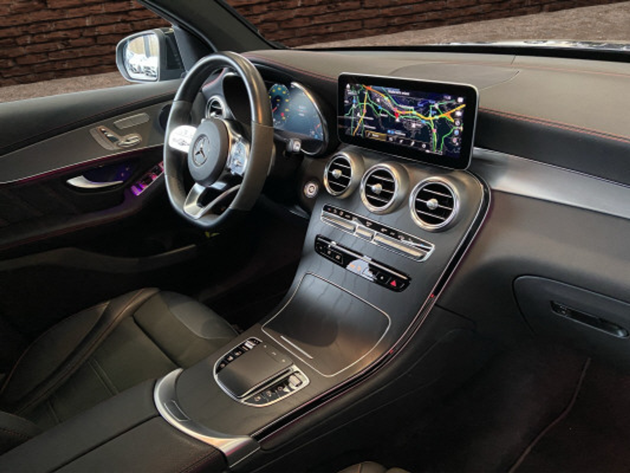 listing desktop thumbnail image 14