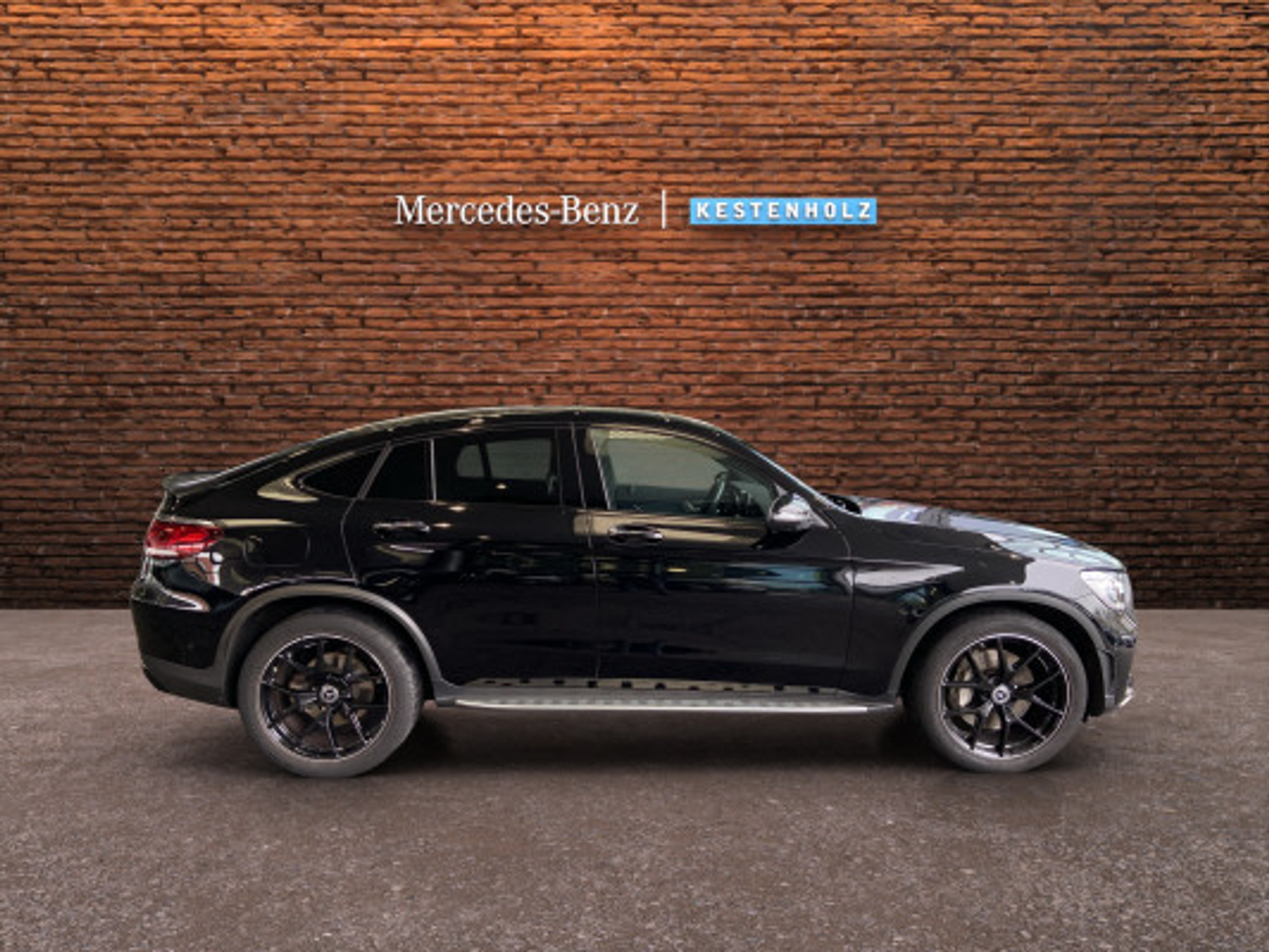 listing desktop thumbnail image 2