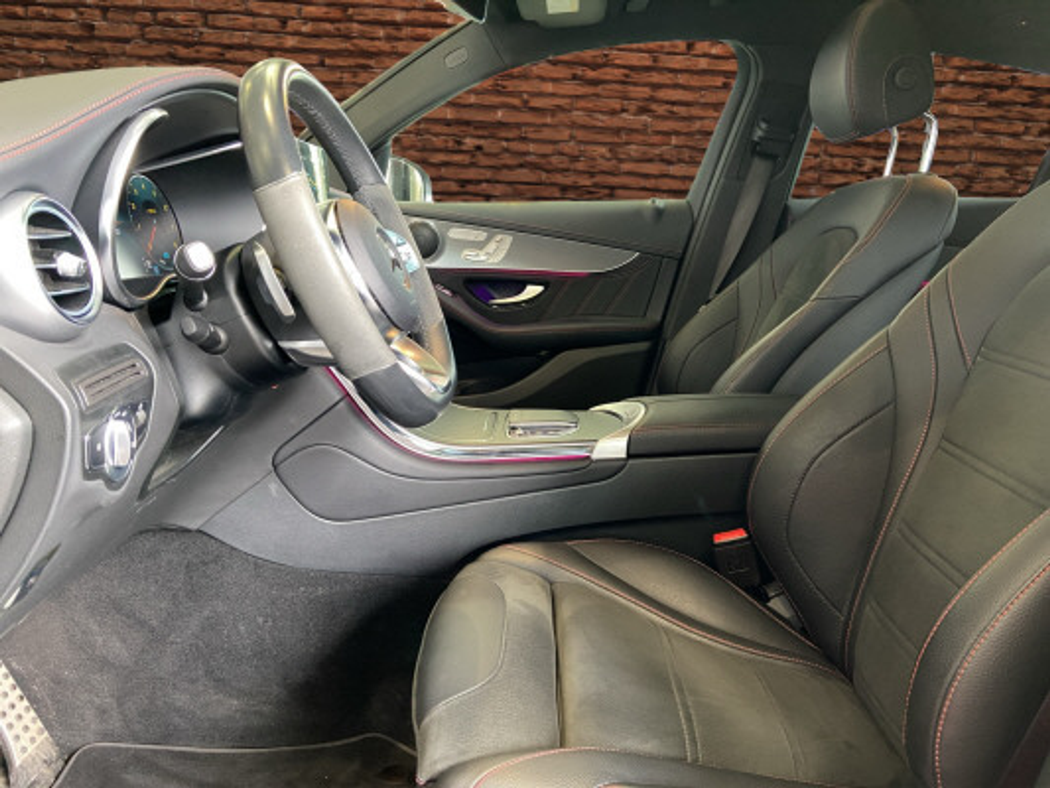 listing desktop thumbnail image 10