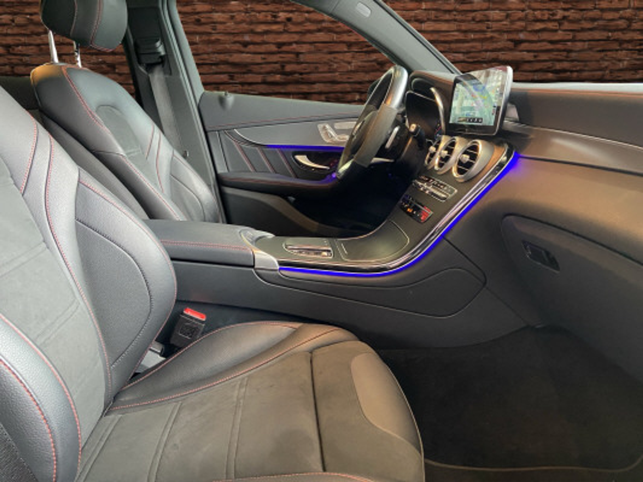 listing desktop thumbnail image 11