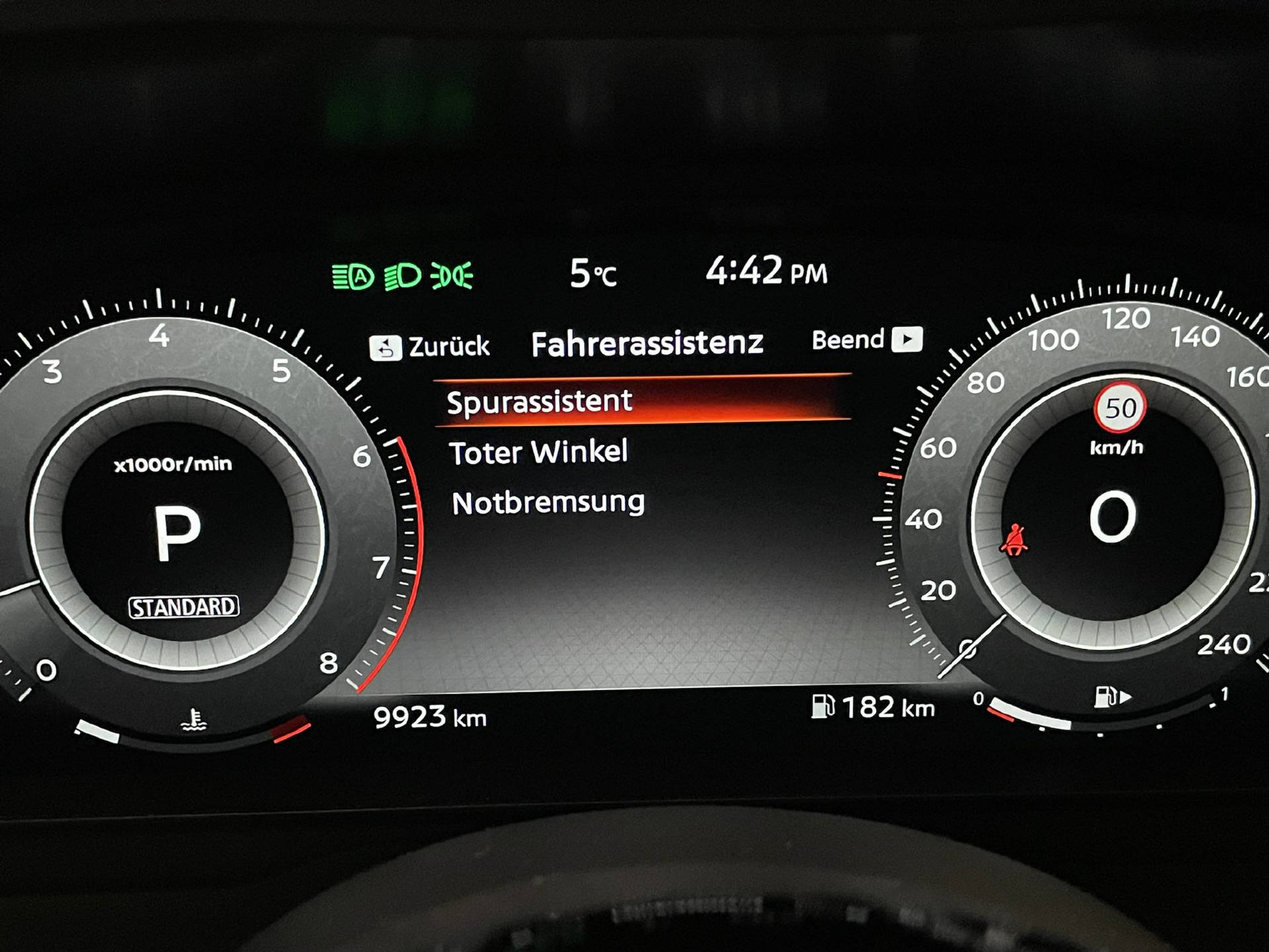 listing desktop thumbnail image 11