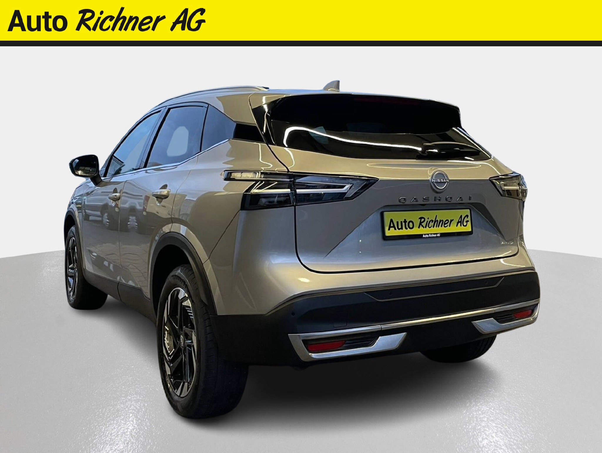 listing desktop thumbnail image 4