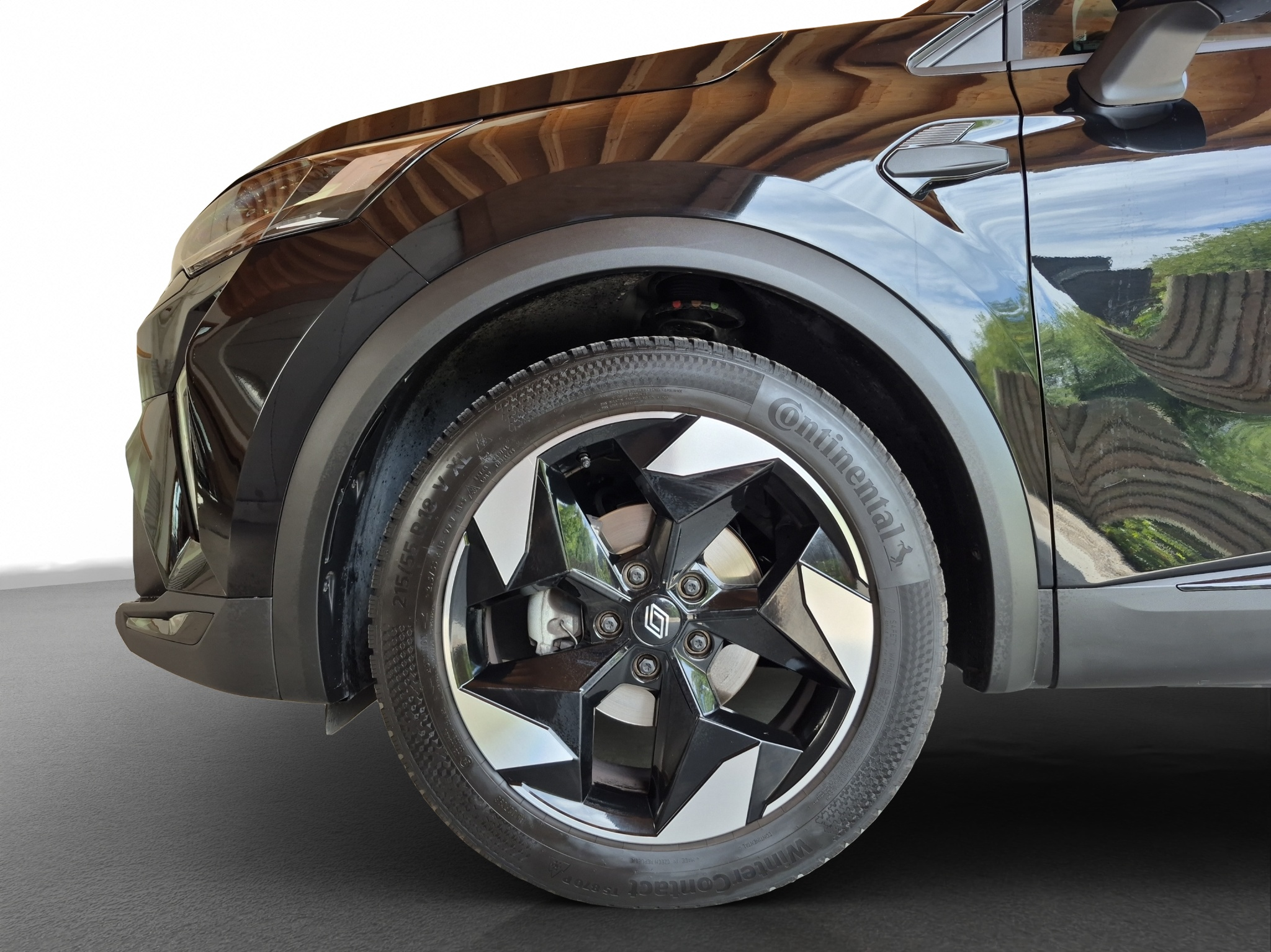 listing desktop thumbnail image 3