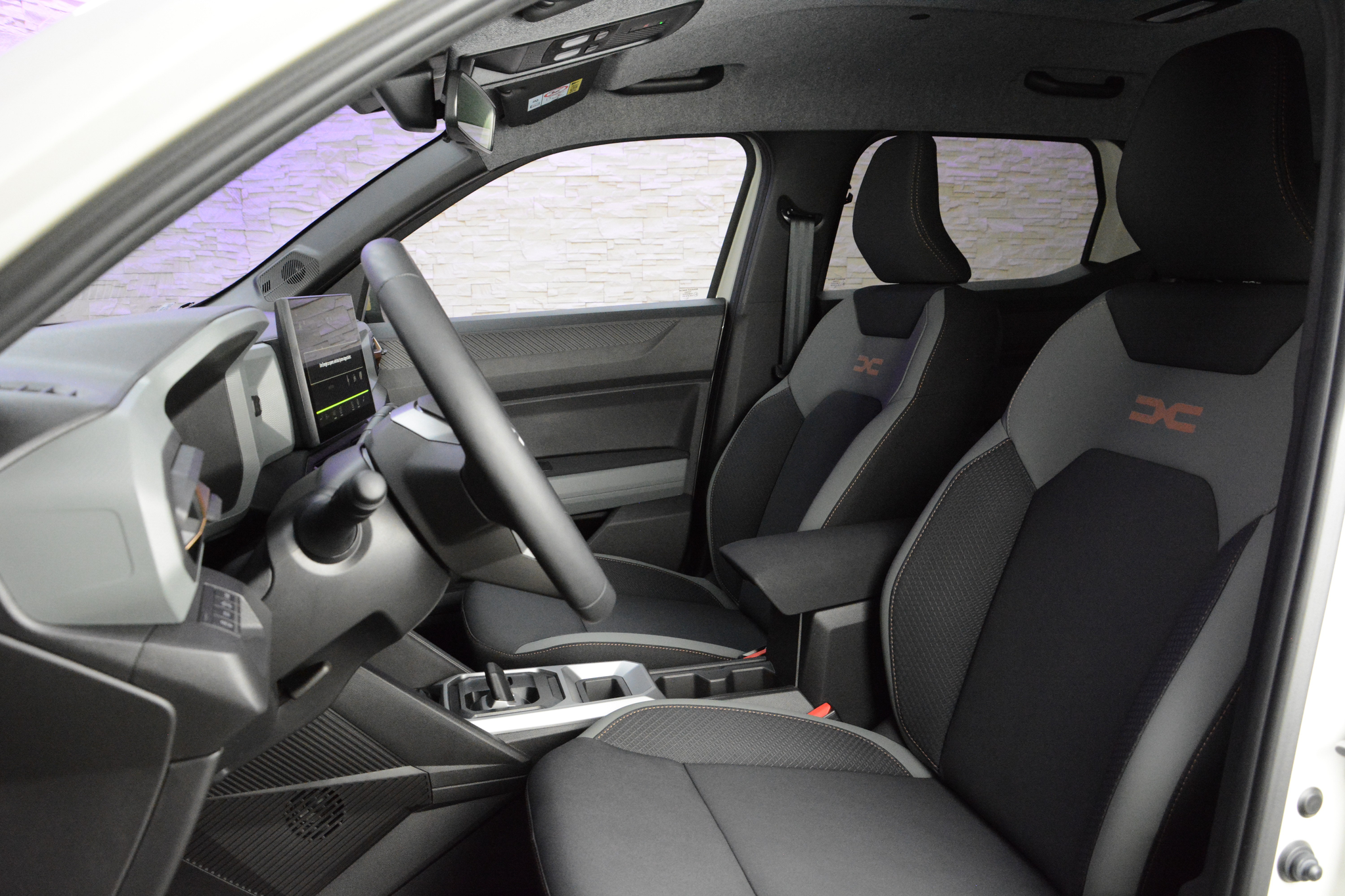 listing desktop thumbnail image 8