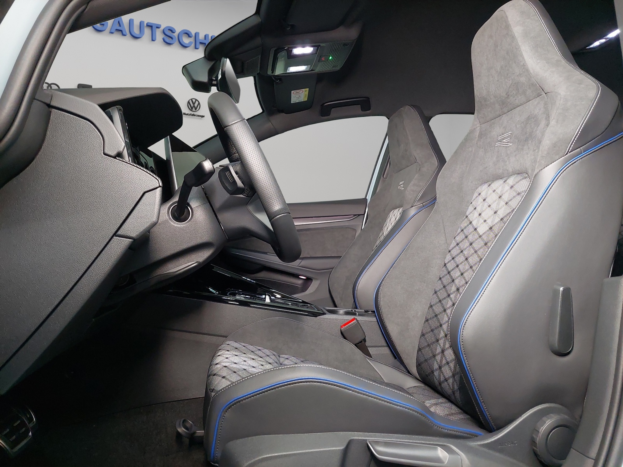 listing desktop thumbnail image 5