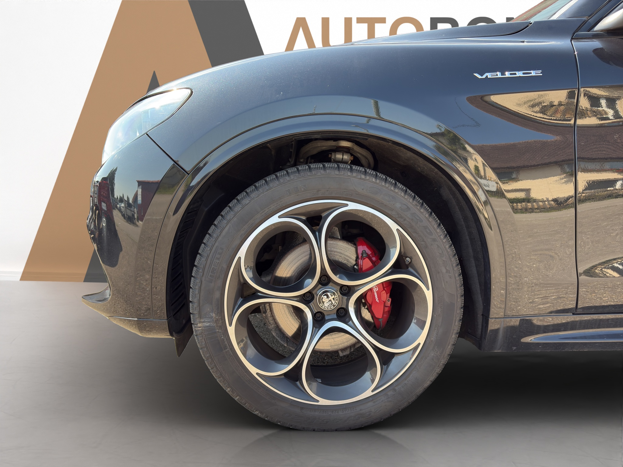 listing desktop thumbnail image 18