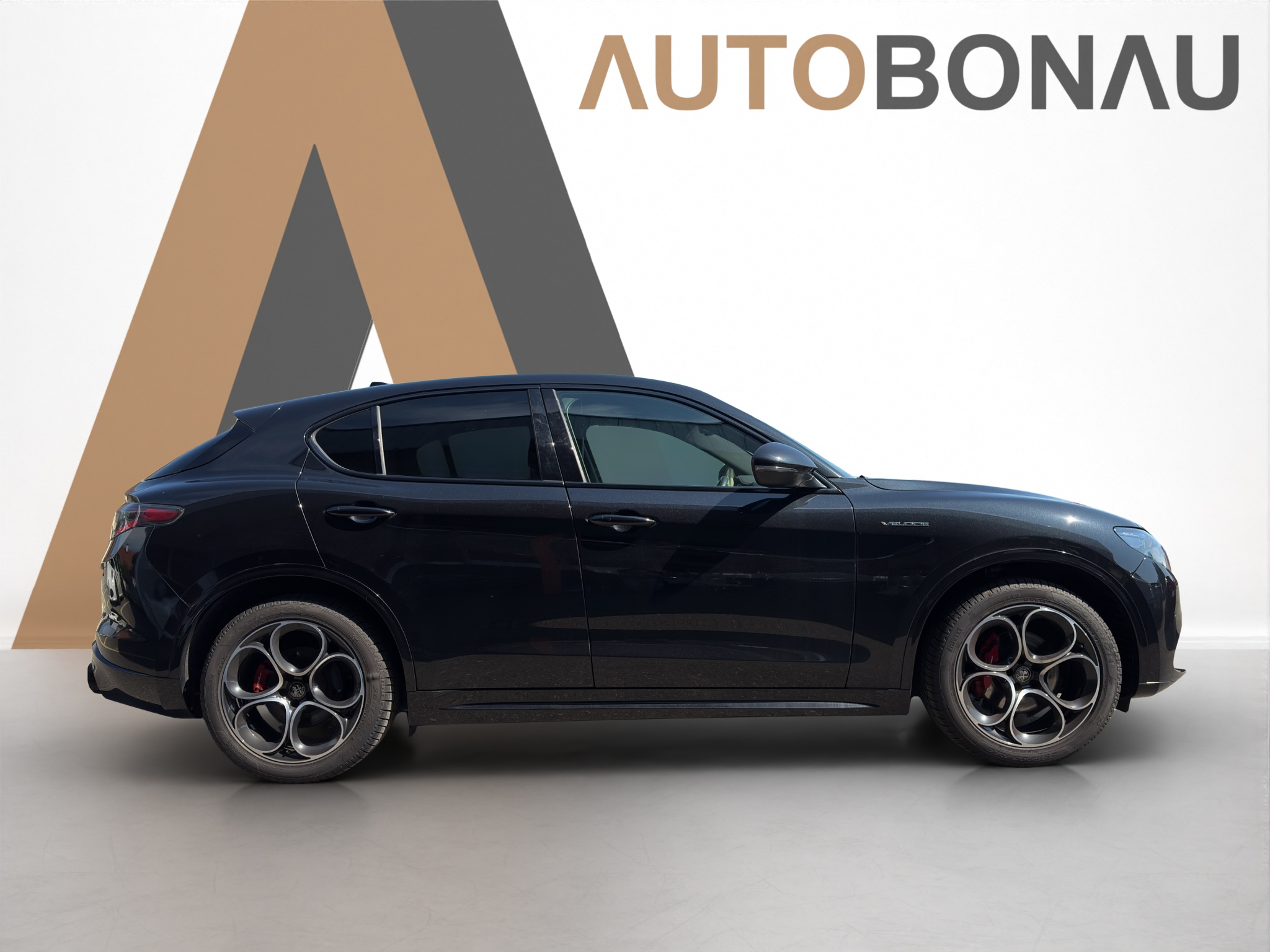 listing desktop thumbnail image 5