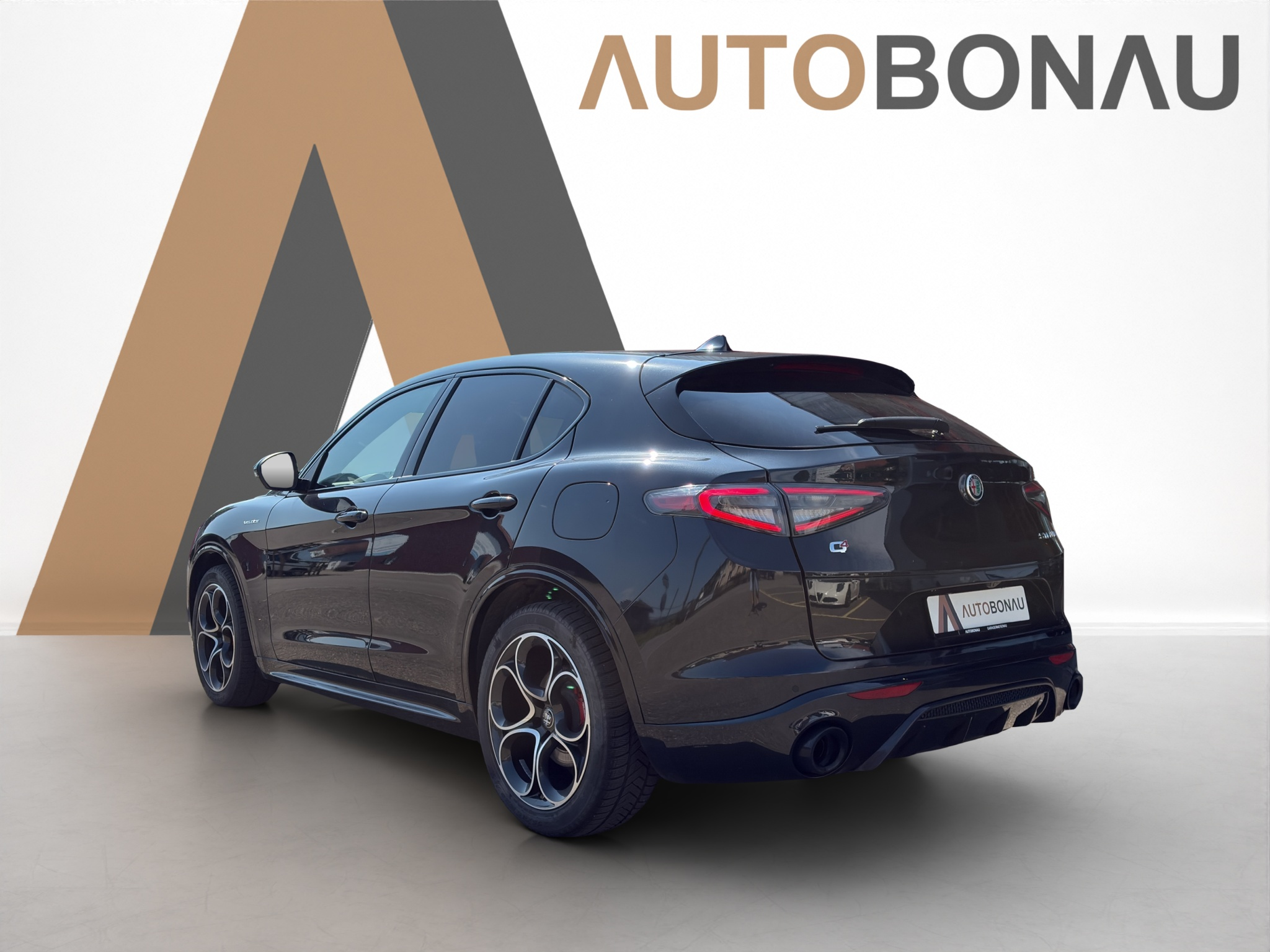 listing desktop thumbnail image 2