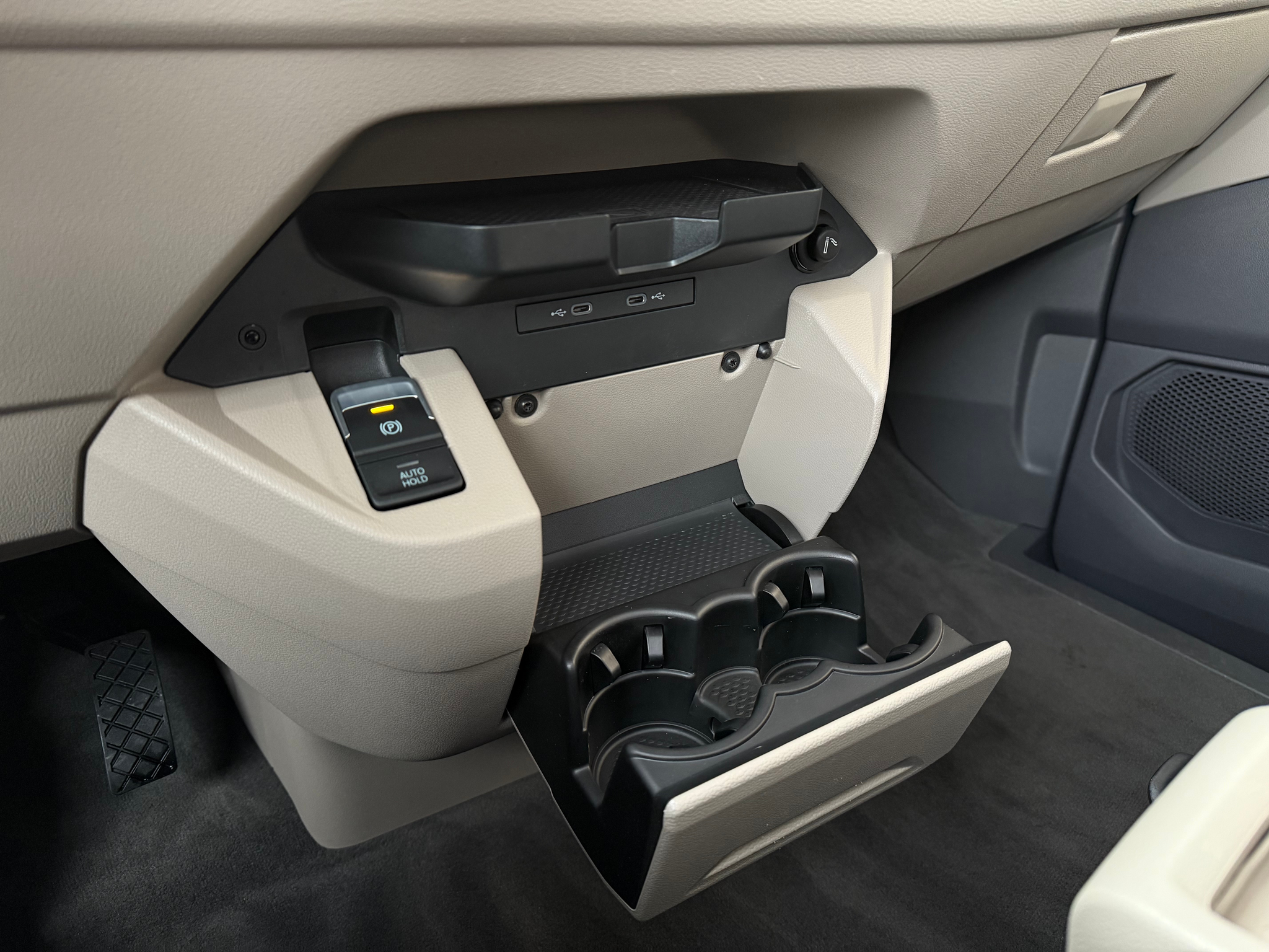 listing desktop thumbnail image 12