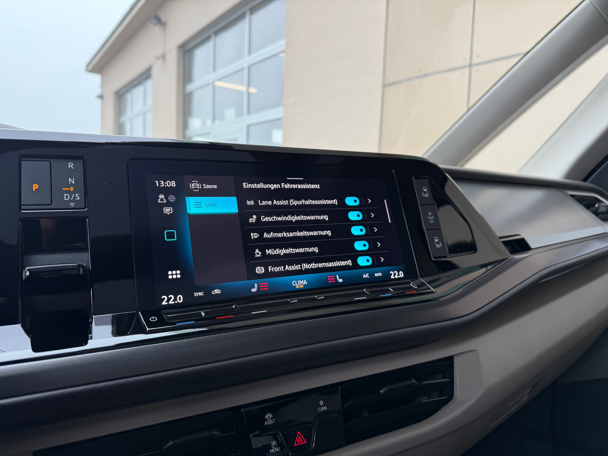 listing desktop thumbnail image 19