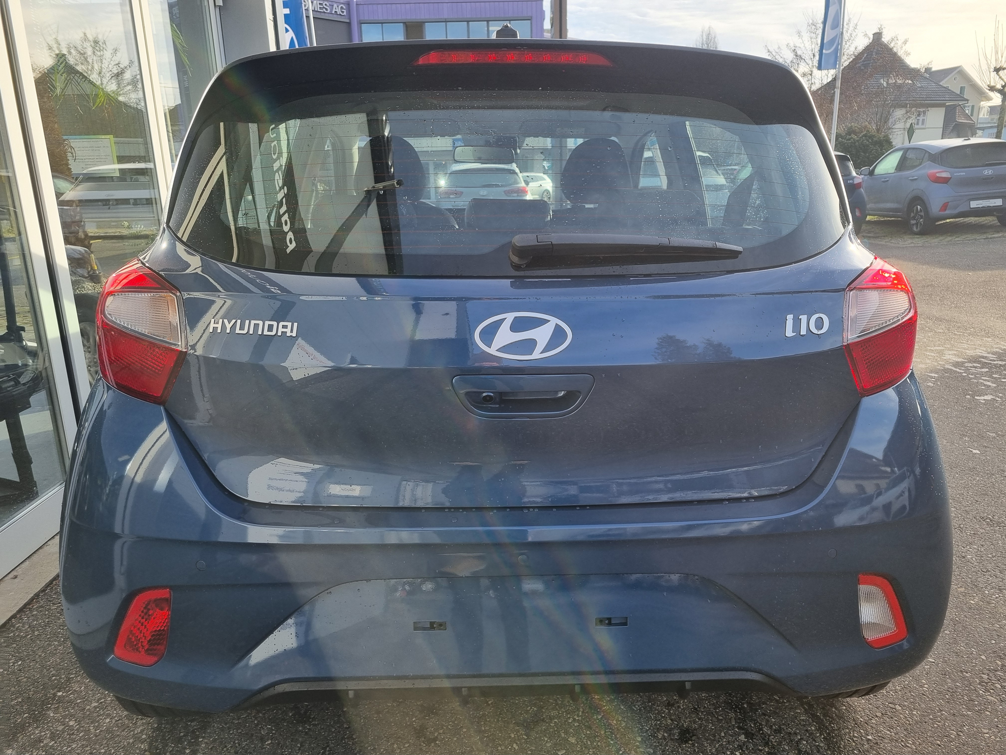 listing desktop thumbnail image 6