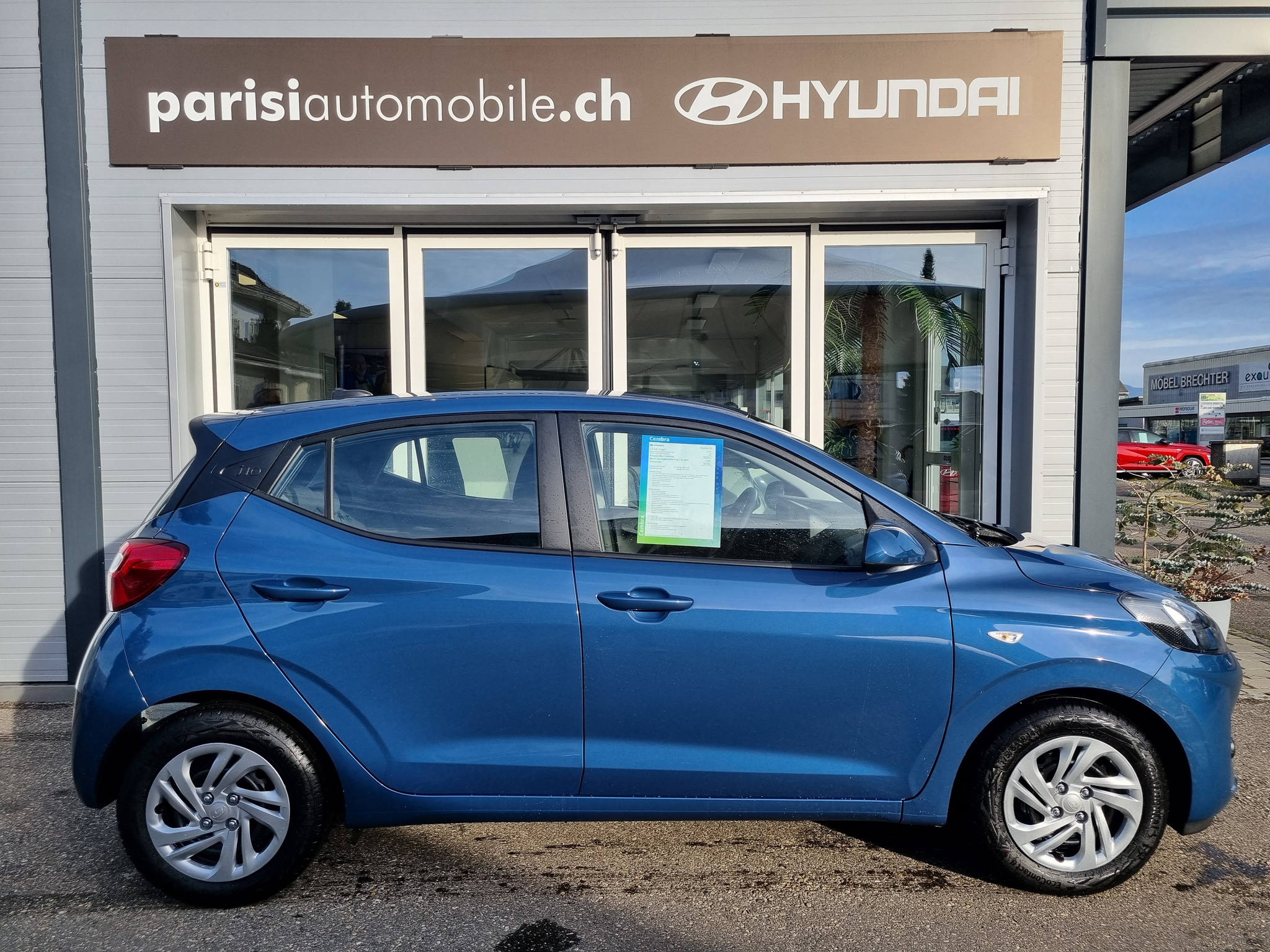 listing desktop thumbnail image 4