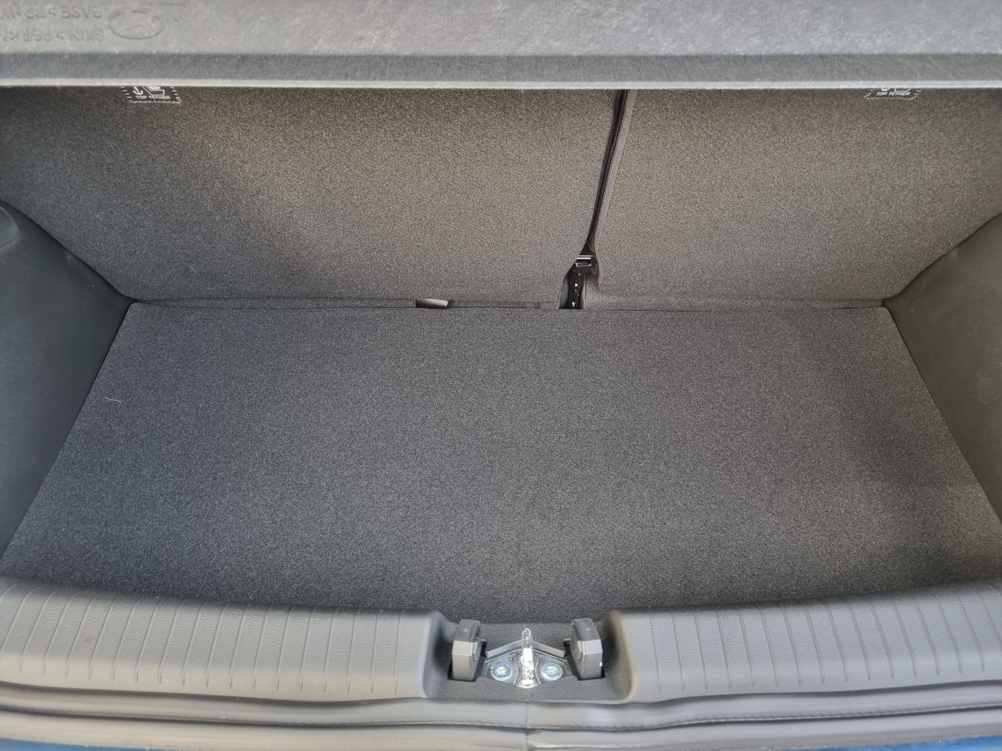 listing desktop thumbnail image 8