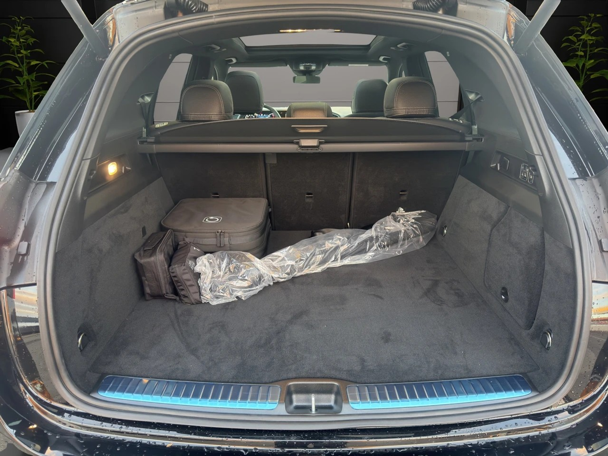 listing desktop thumbnail image 11