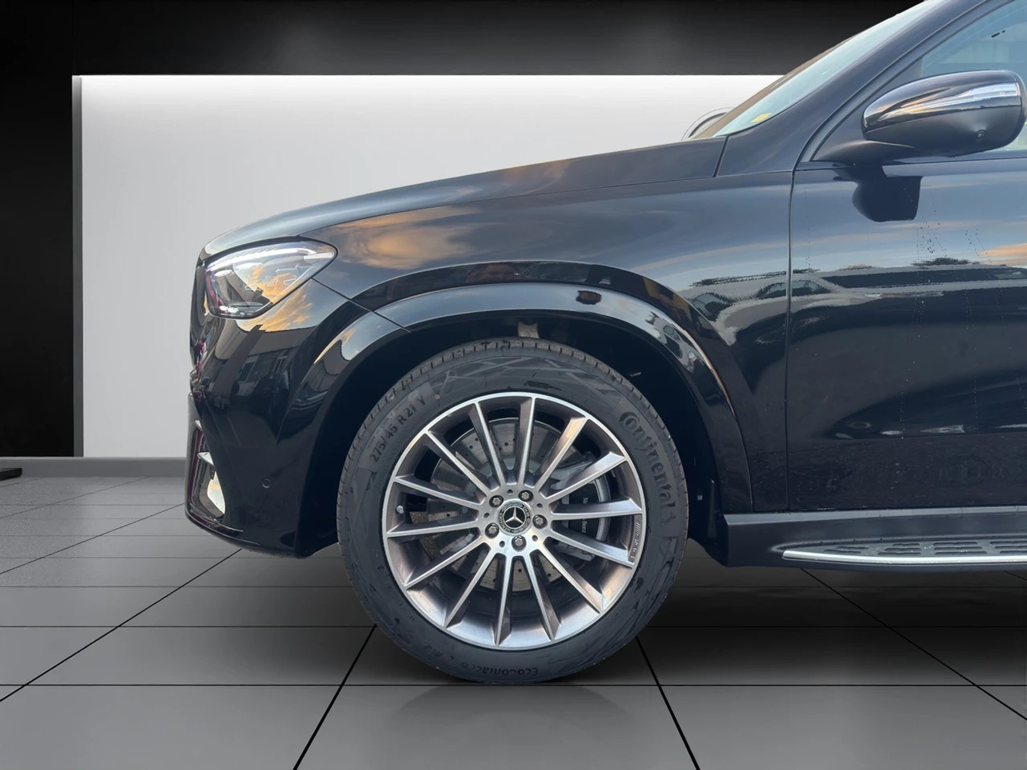 listing desktop thumbnail image 5