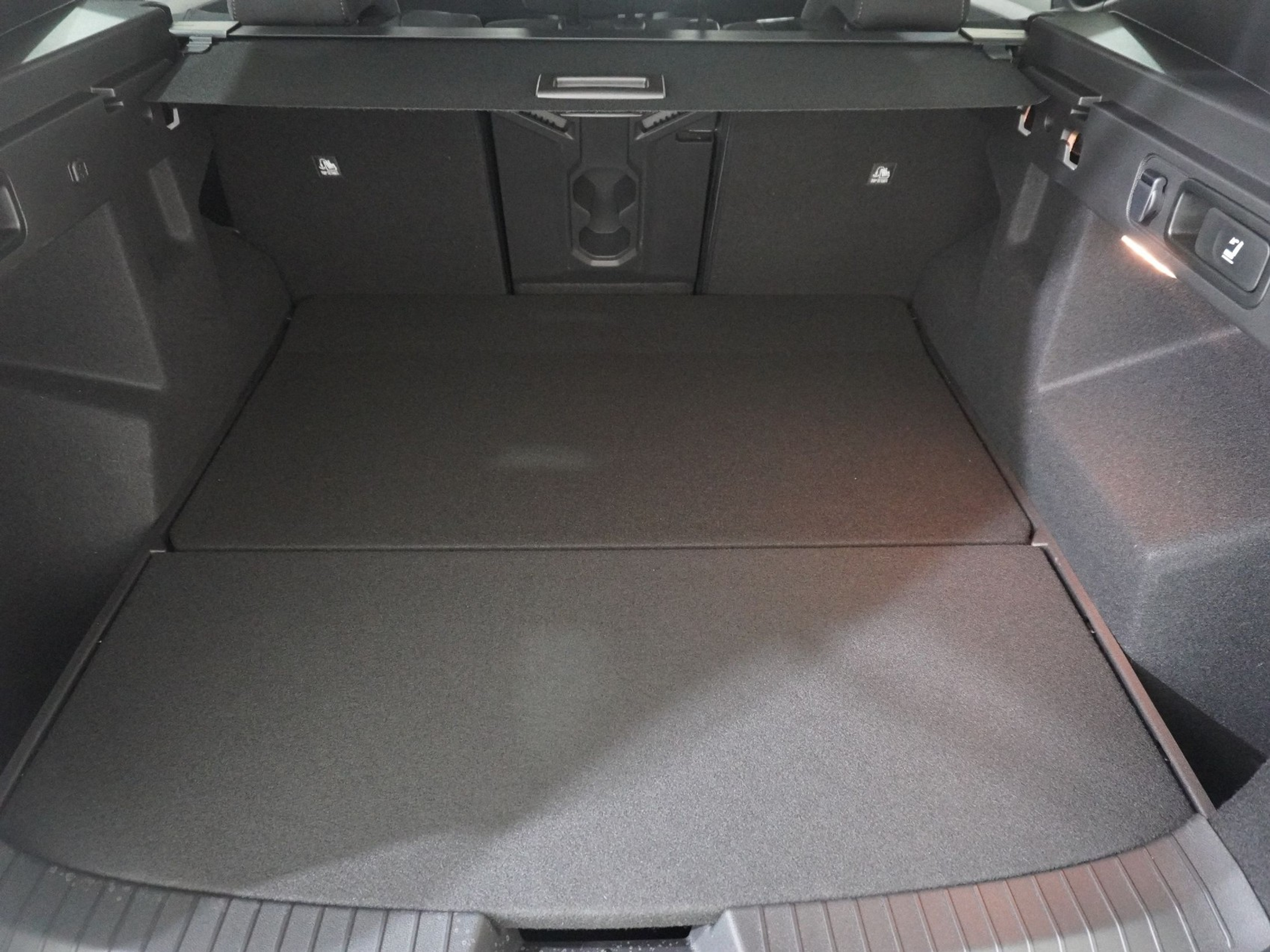 listing desktop thumbnail image 21