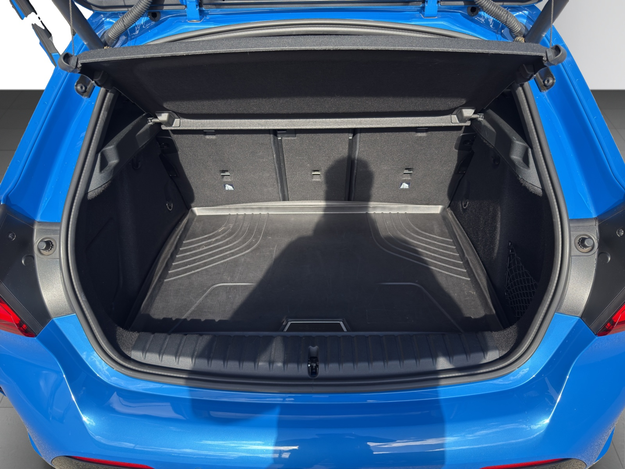 listing desktop thumbnail image 6