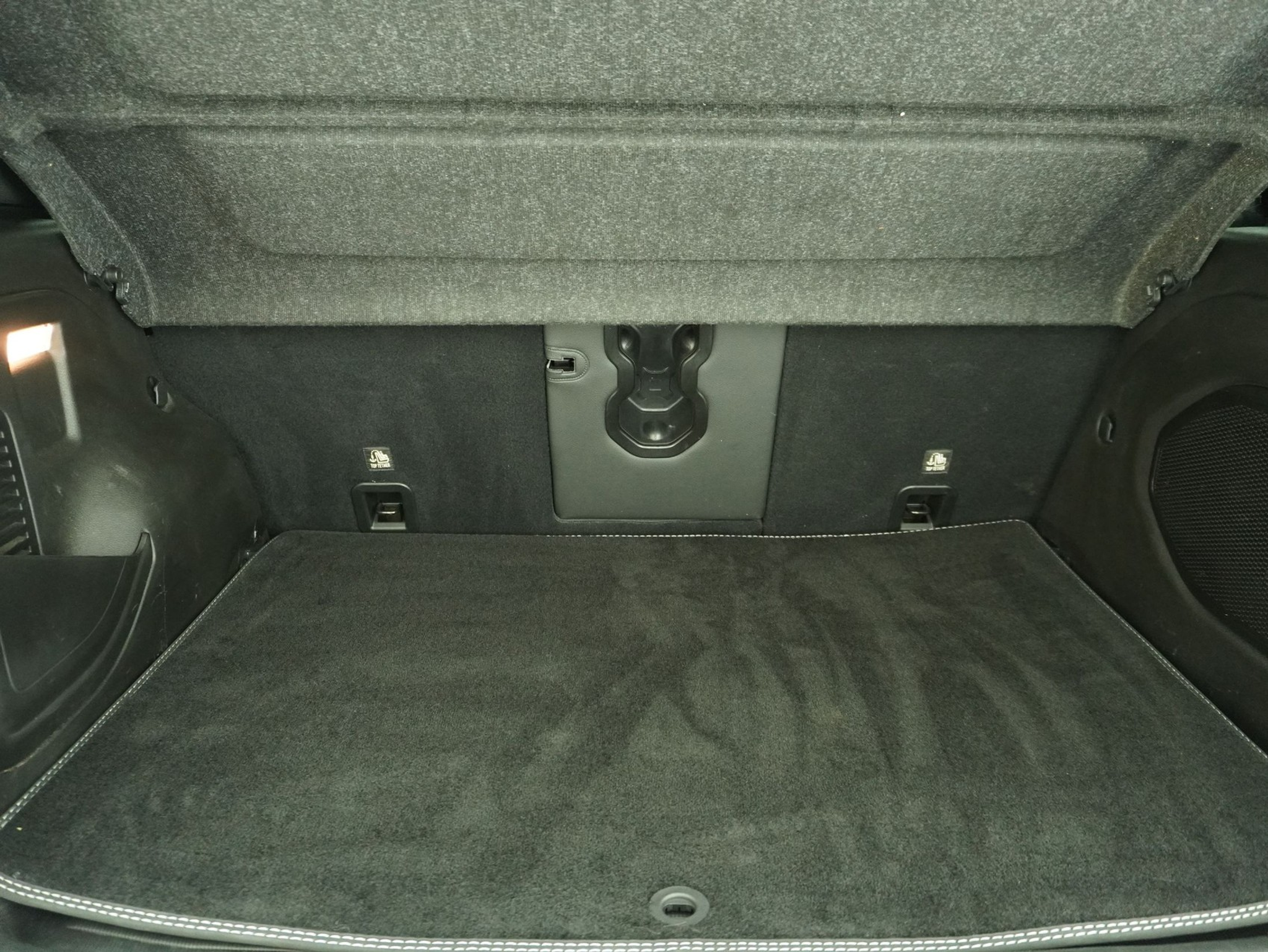 listing desktop thumbnail image 12