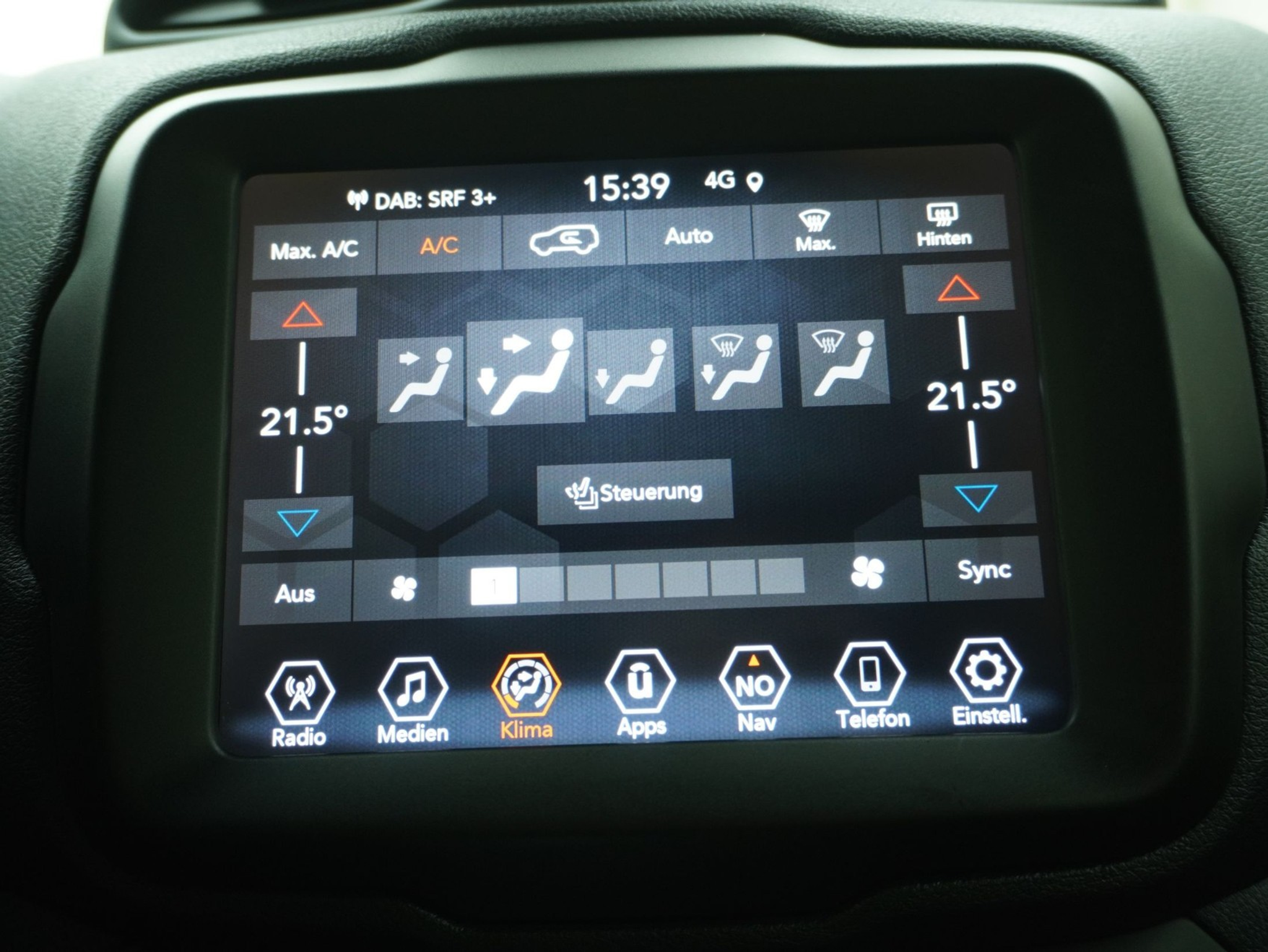 listing desktop thumbnail image 18