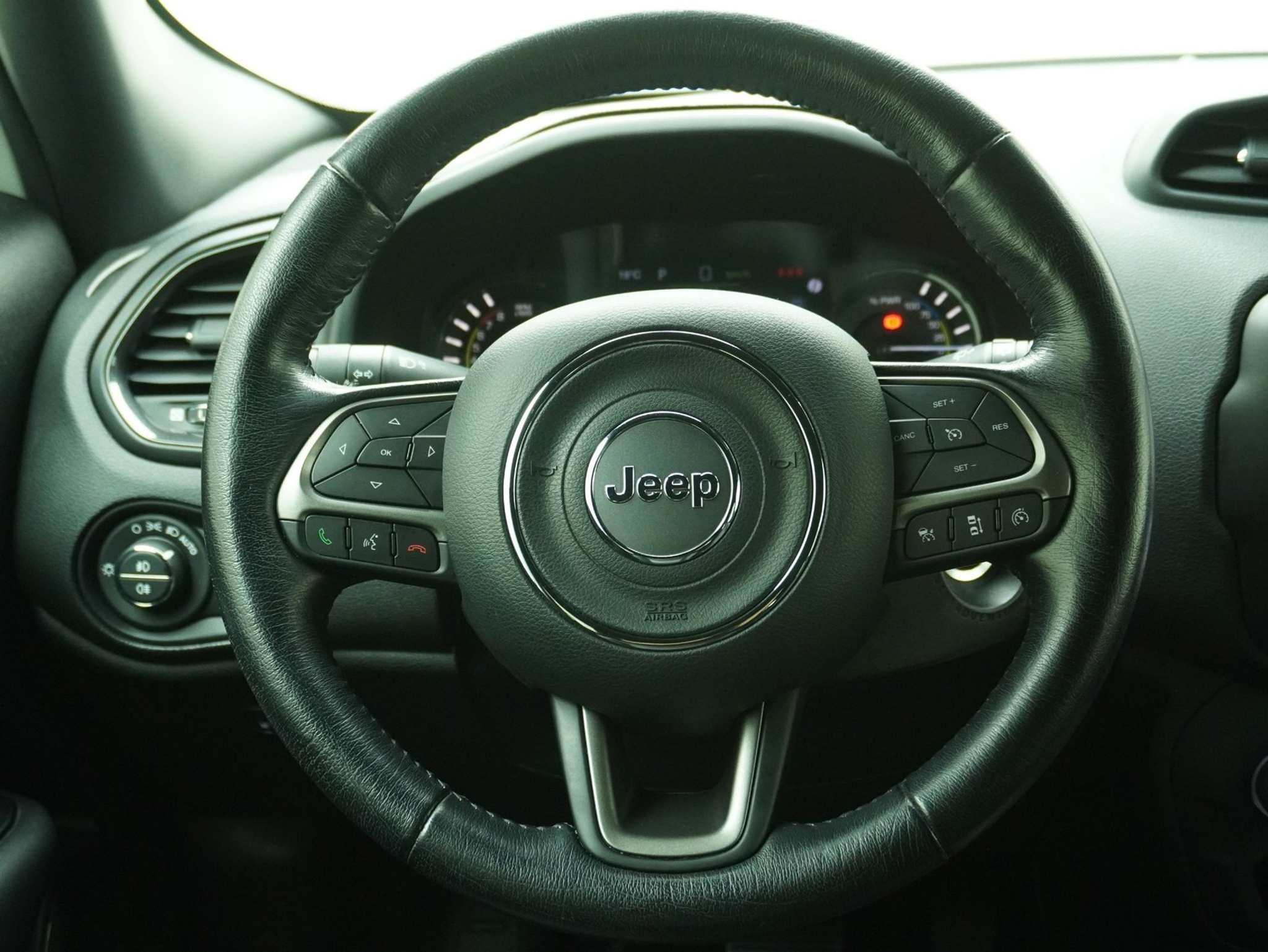 listing desktop thumbnail image 10