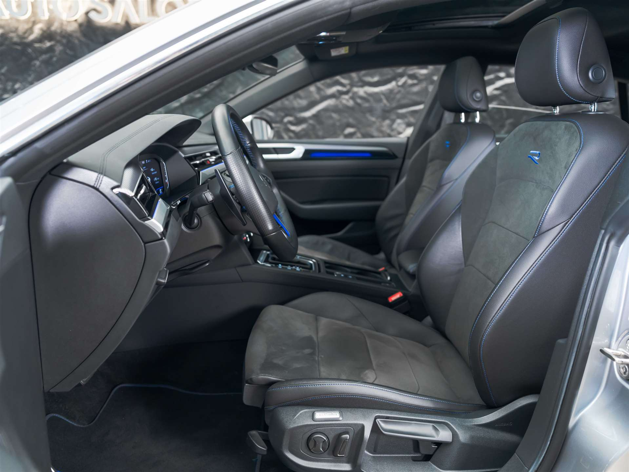 listing desktop thumbnail image 8