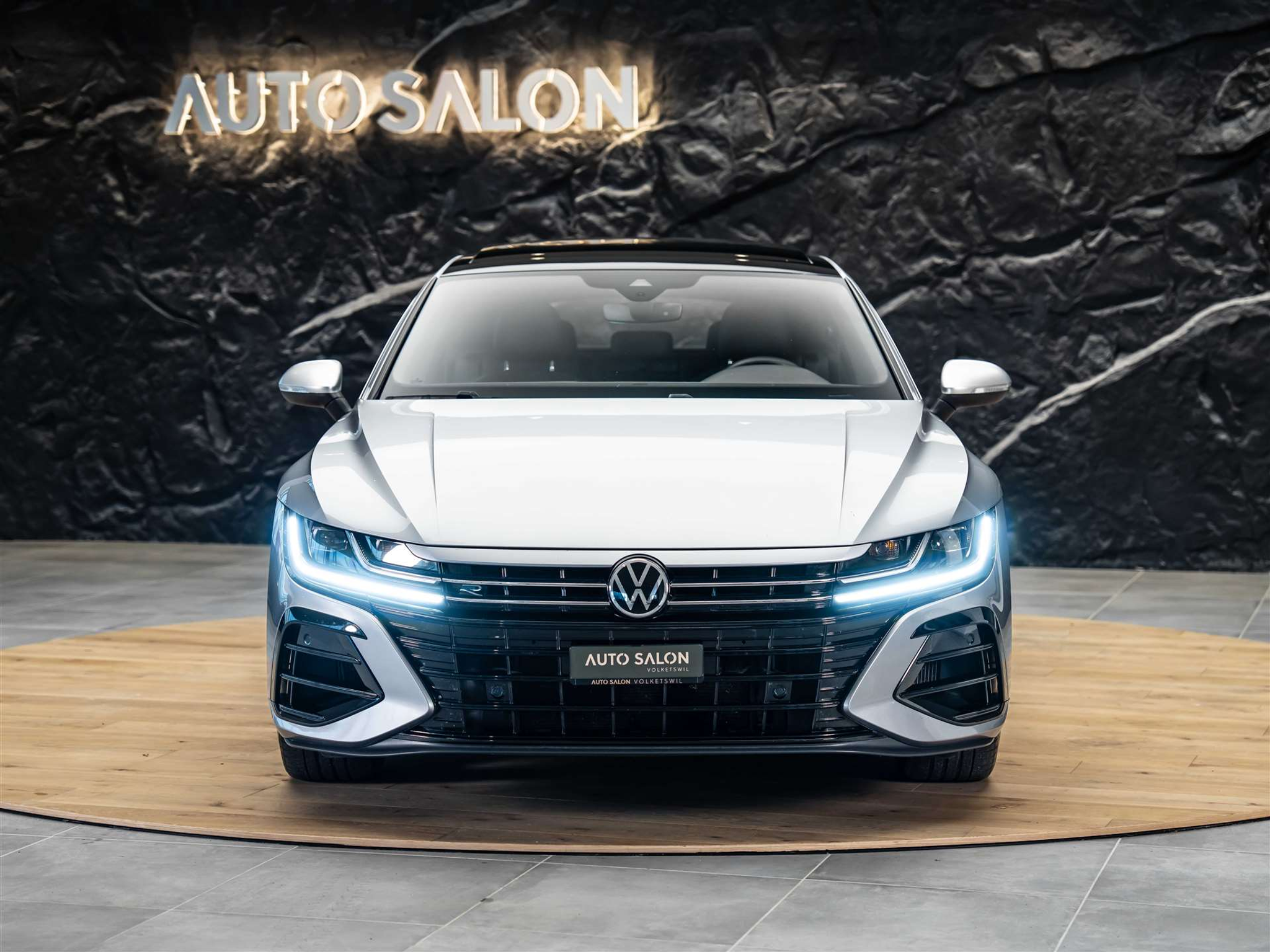 listing desktop thumbnail image 6