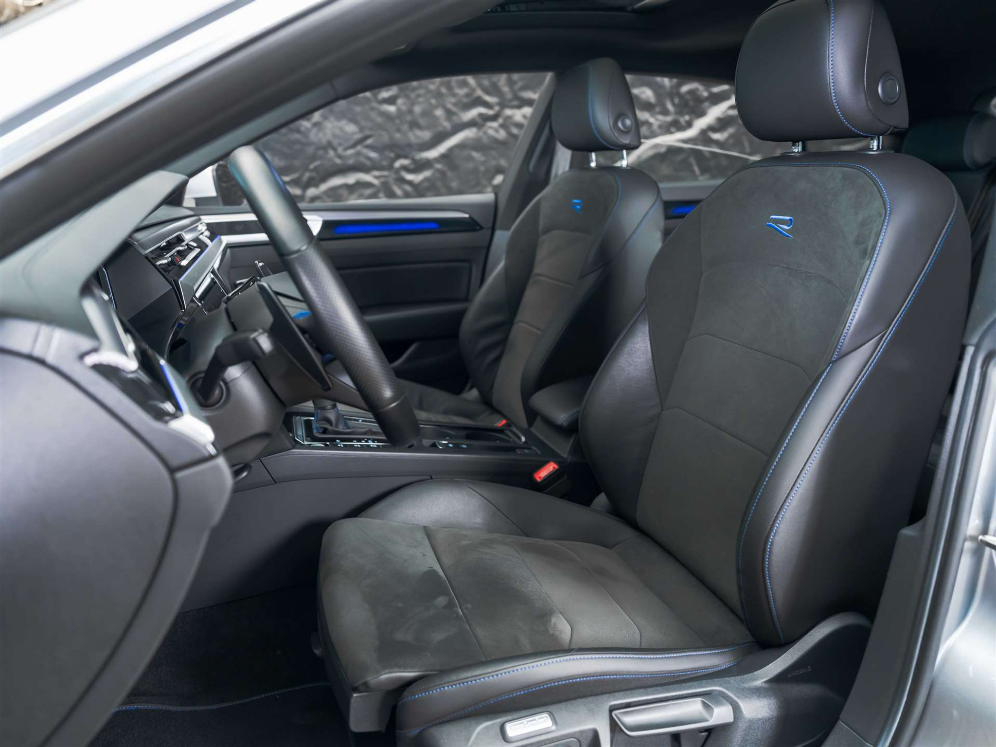 listing desktop thumbnail image 9