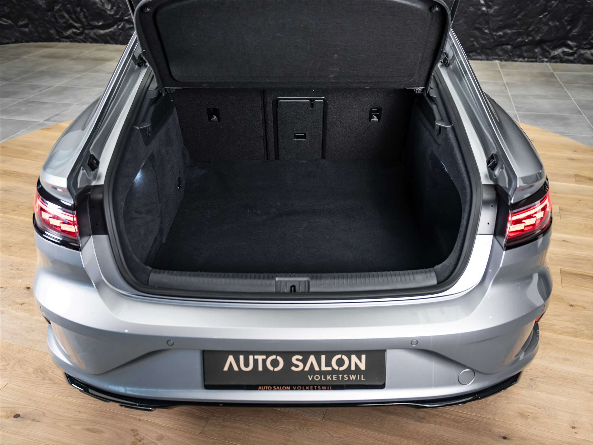 listing desktop thumbnail image 47