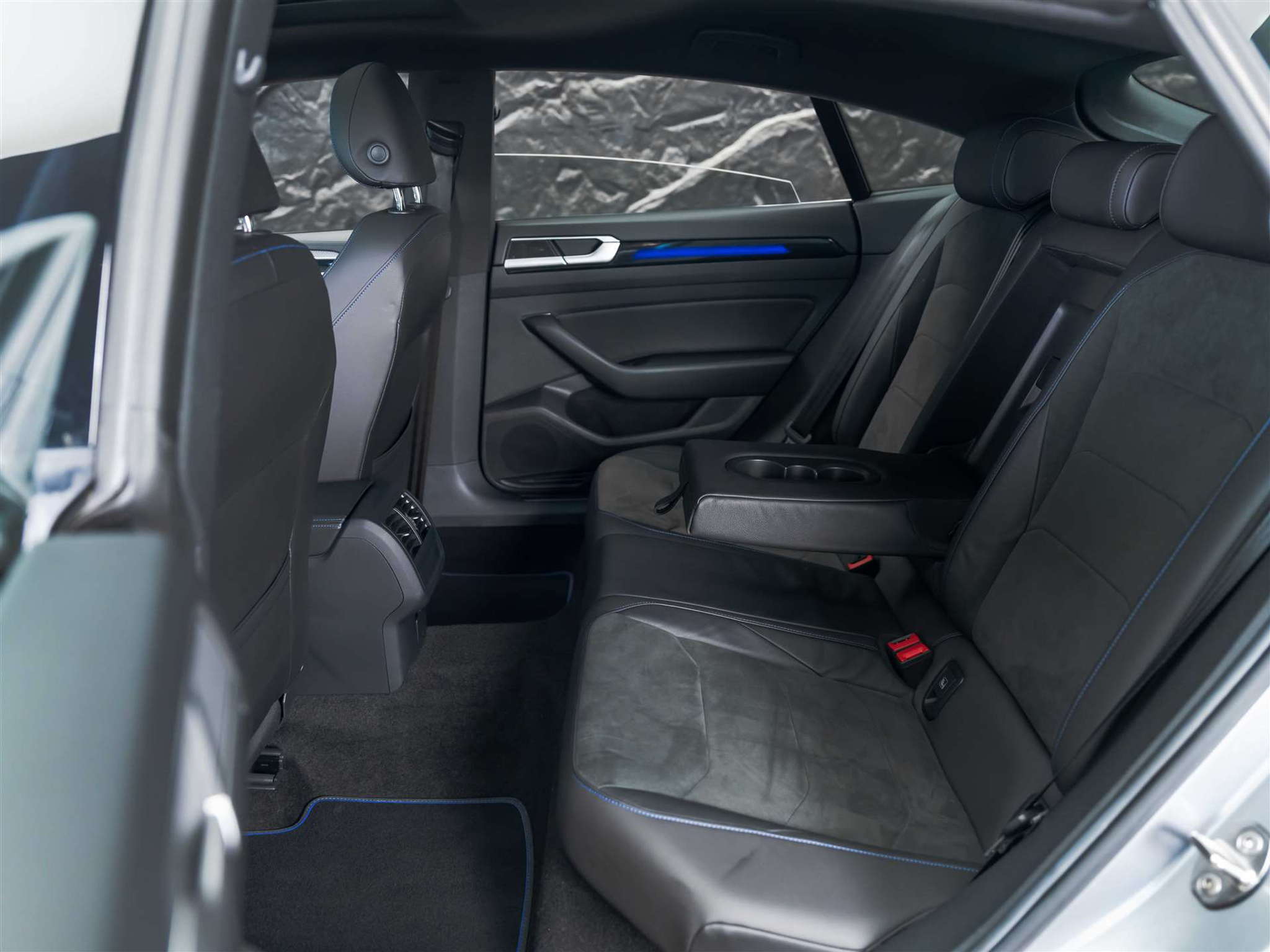 listing desktop thumbnail image 14