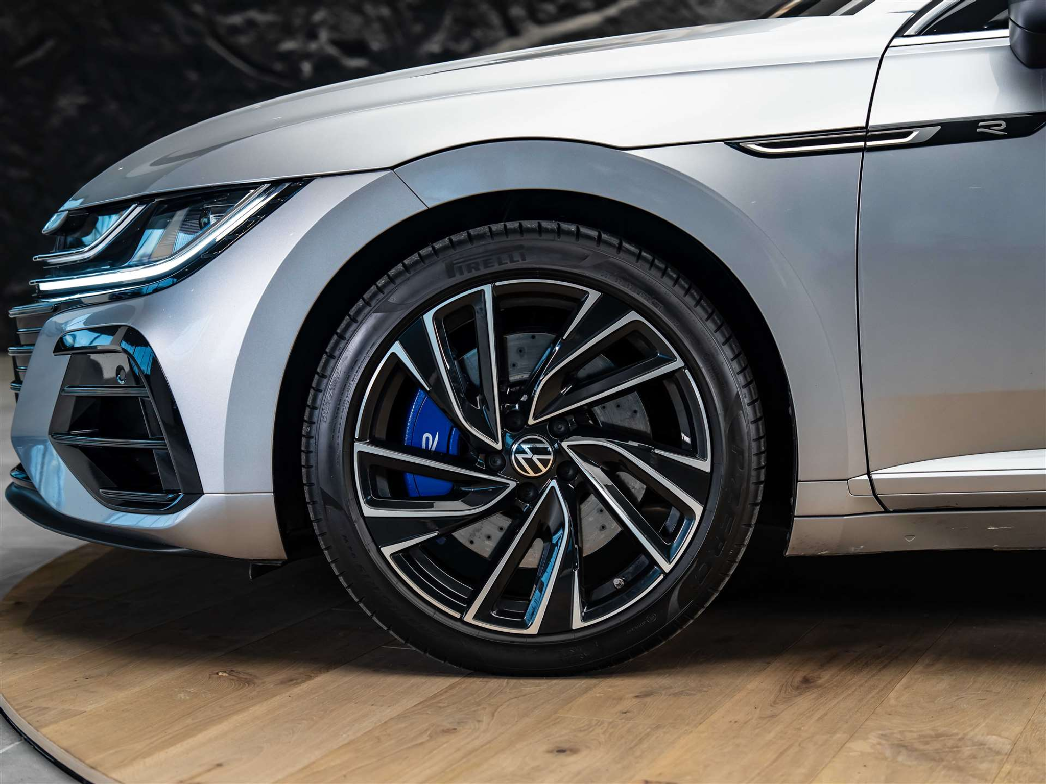 listing desktop thumbnail image 19