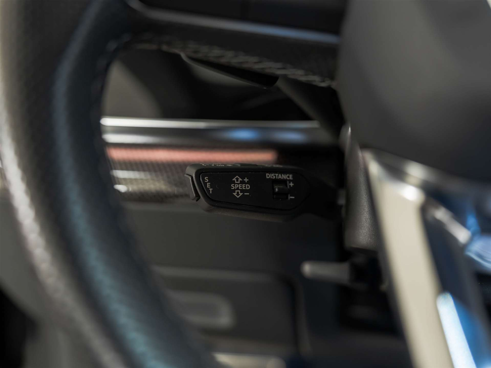 listing desktop thumbnail image 32