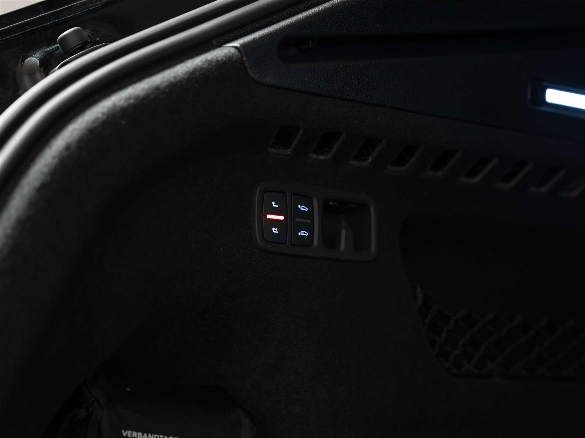 listing desktop thumbnail image 47