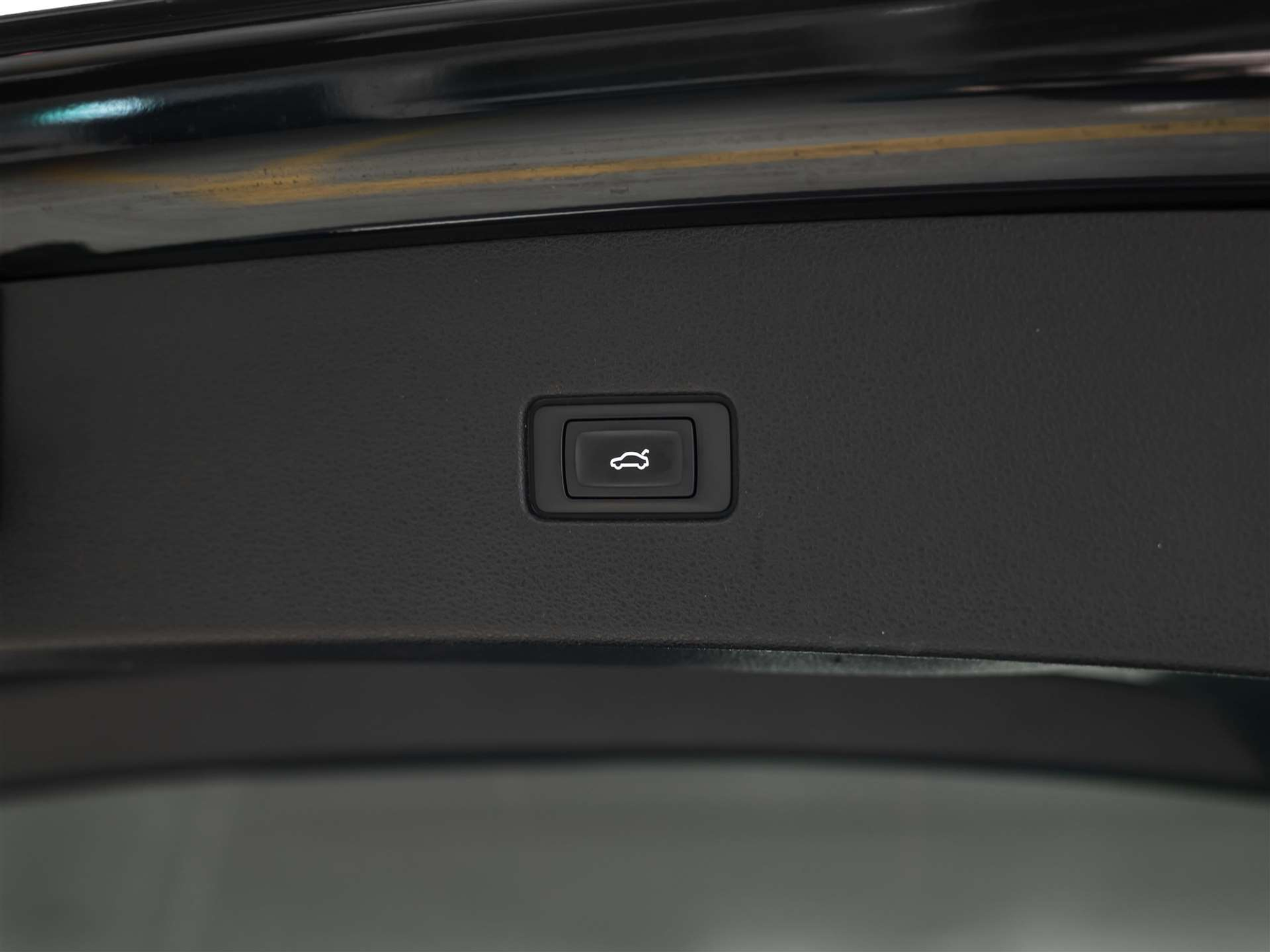 listing desktop thumbnail image 46