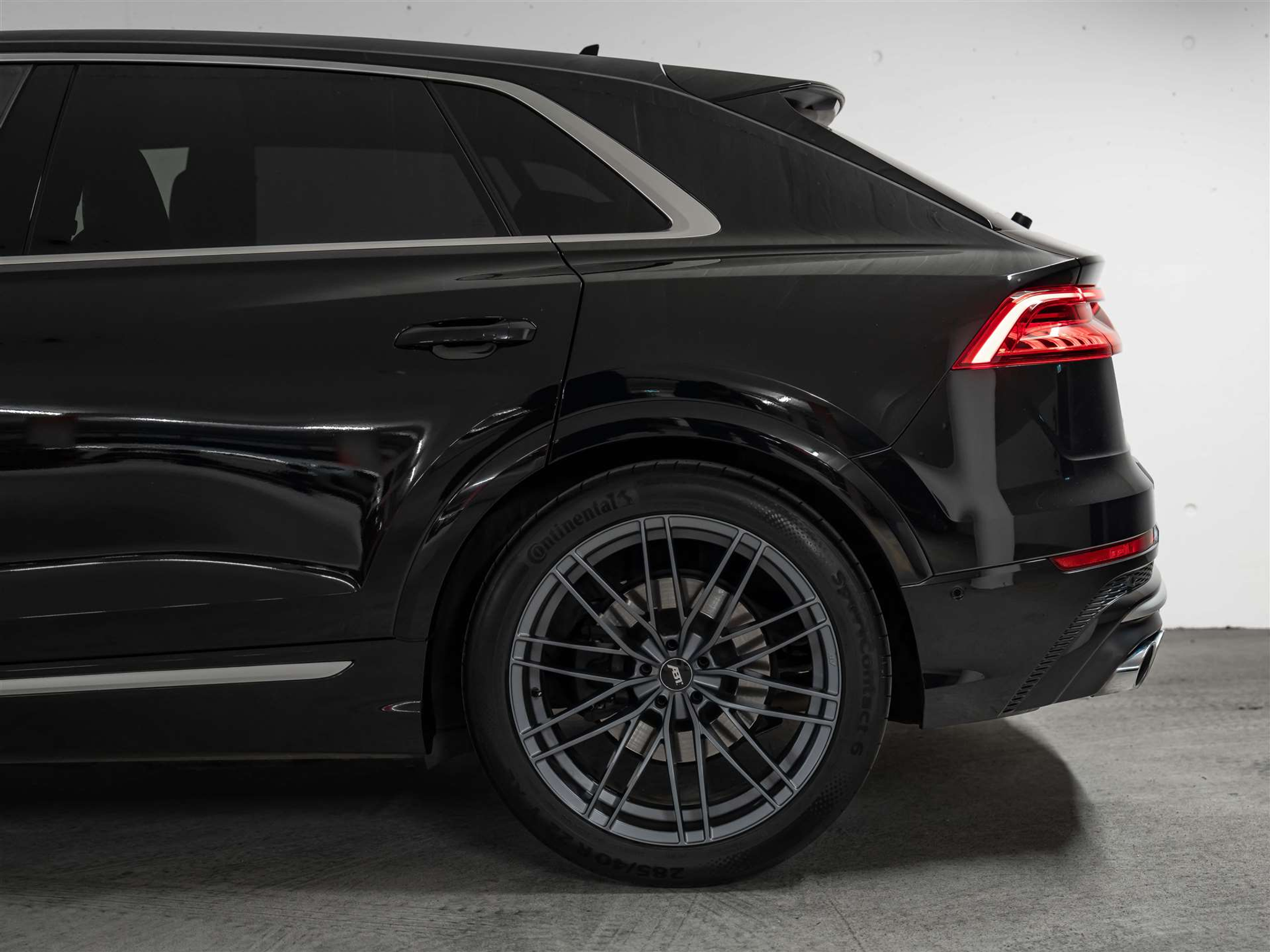 listing desktop thumbnail image 19