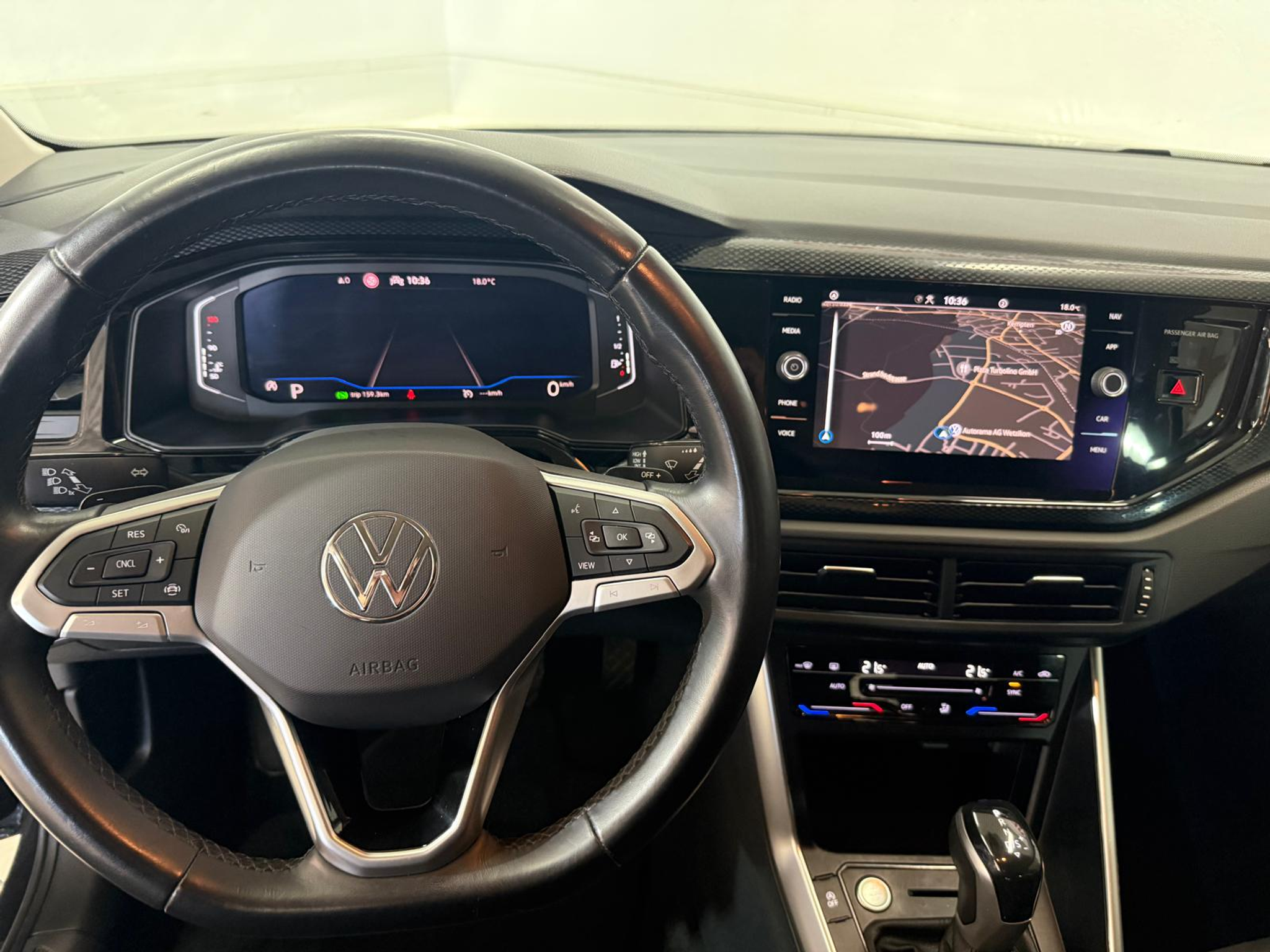 listing desktop thumbnail image 6