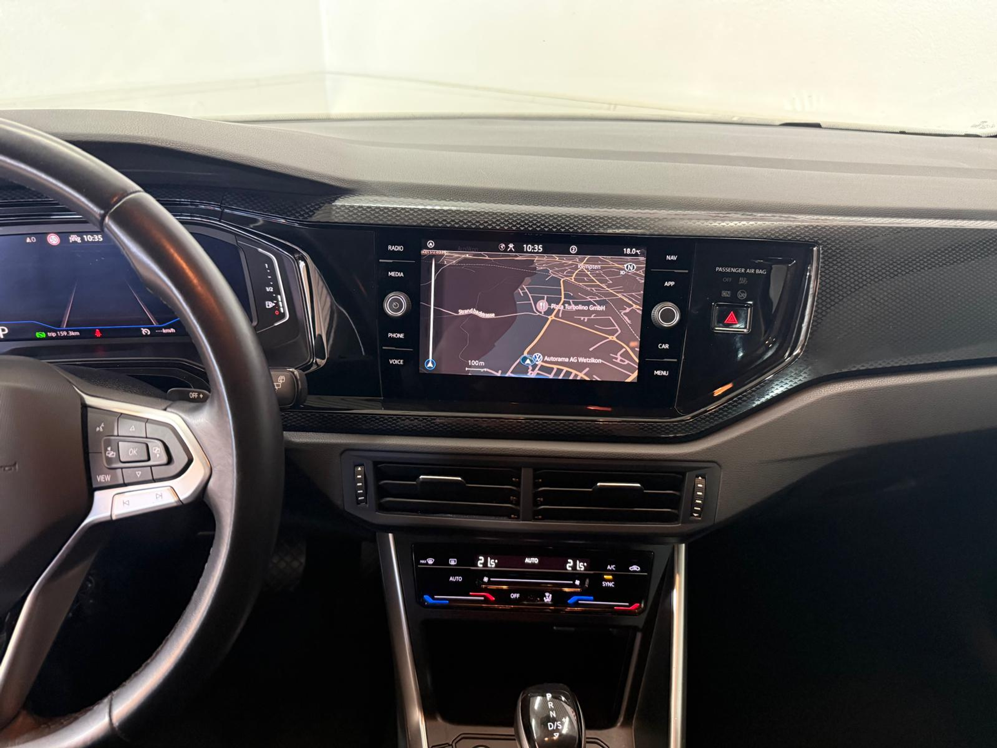 listing desktop thumbnail image 12