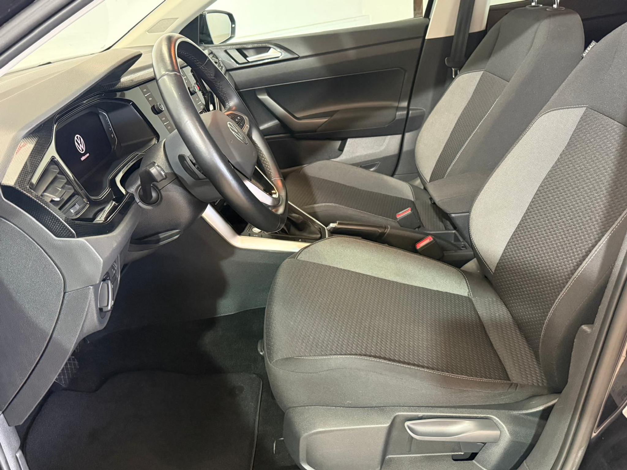 listing desktop thumbnail image 9