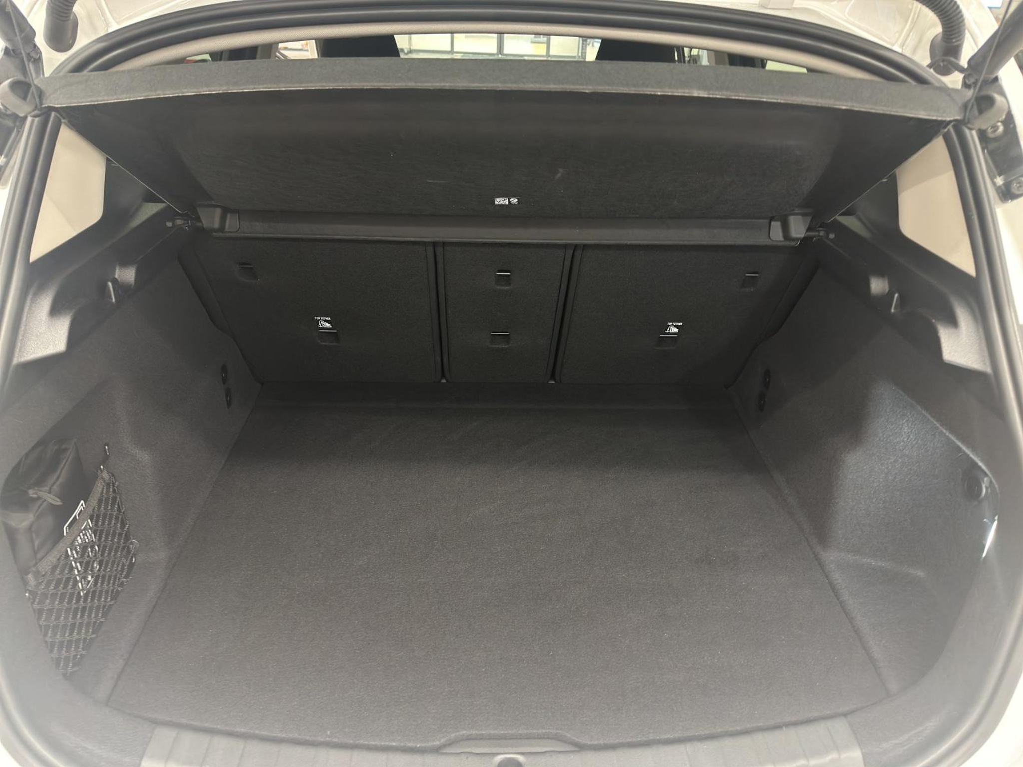 listing desktop thumbnail image 18