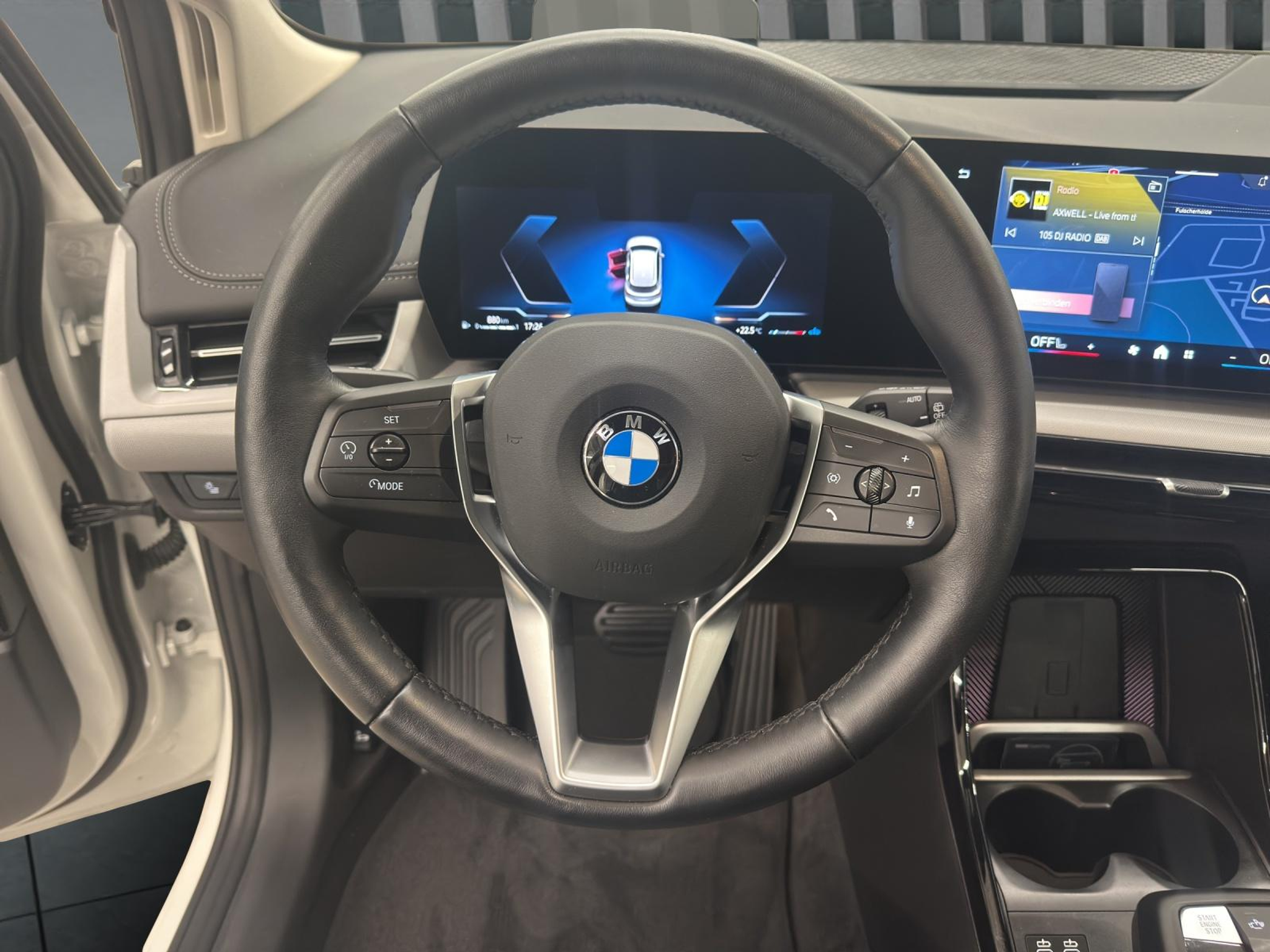 listing desktop thumbnail image 10