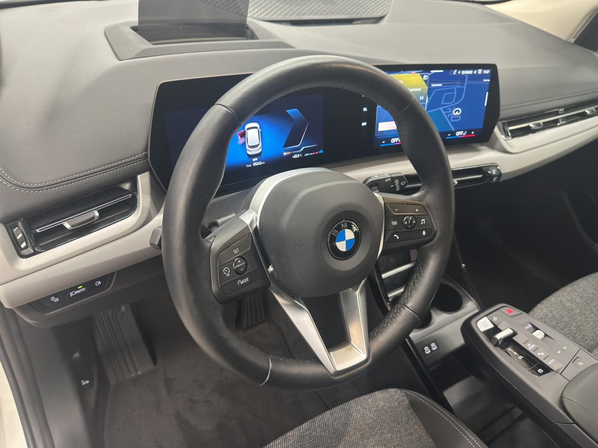 listing desktop thumbnail image 13