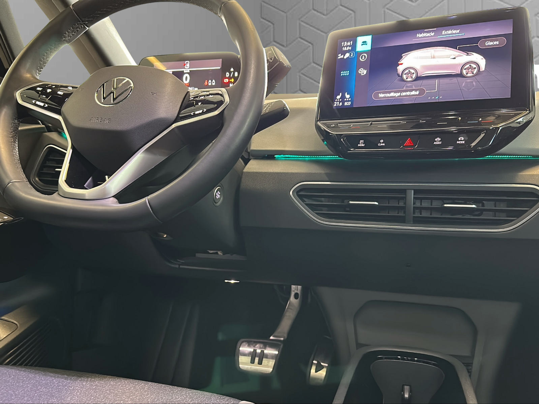 listing desktop thumbnail image 11